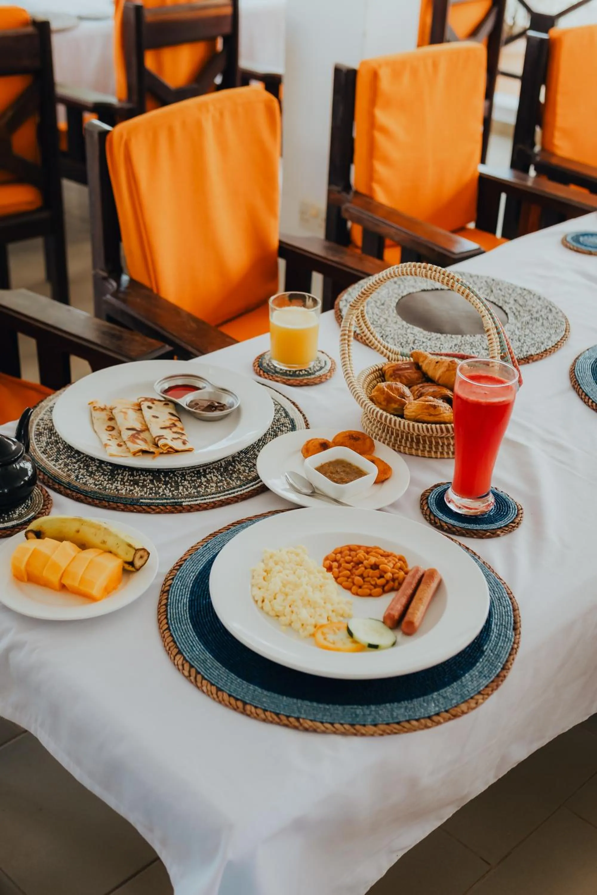 Food and drinks in Harmony Resort Boutique Hotel