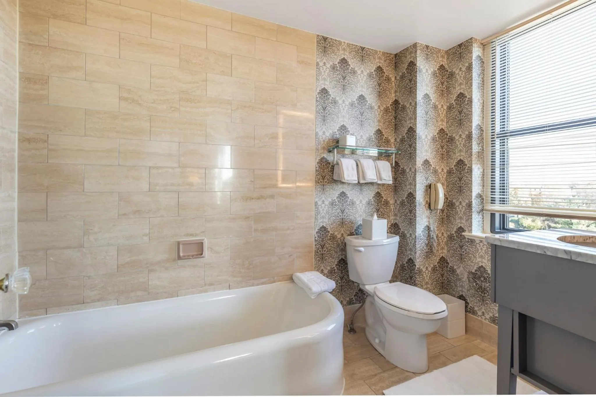 Bathroom in Omni Shoreham Hotel