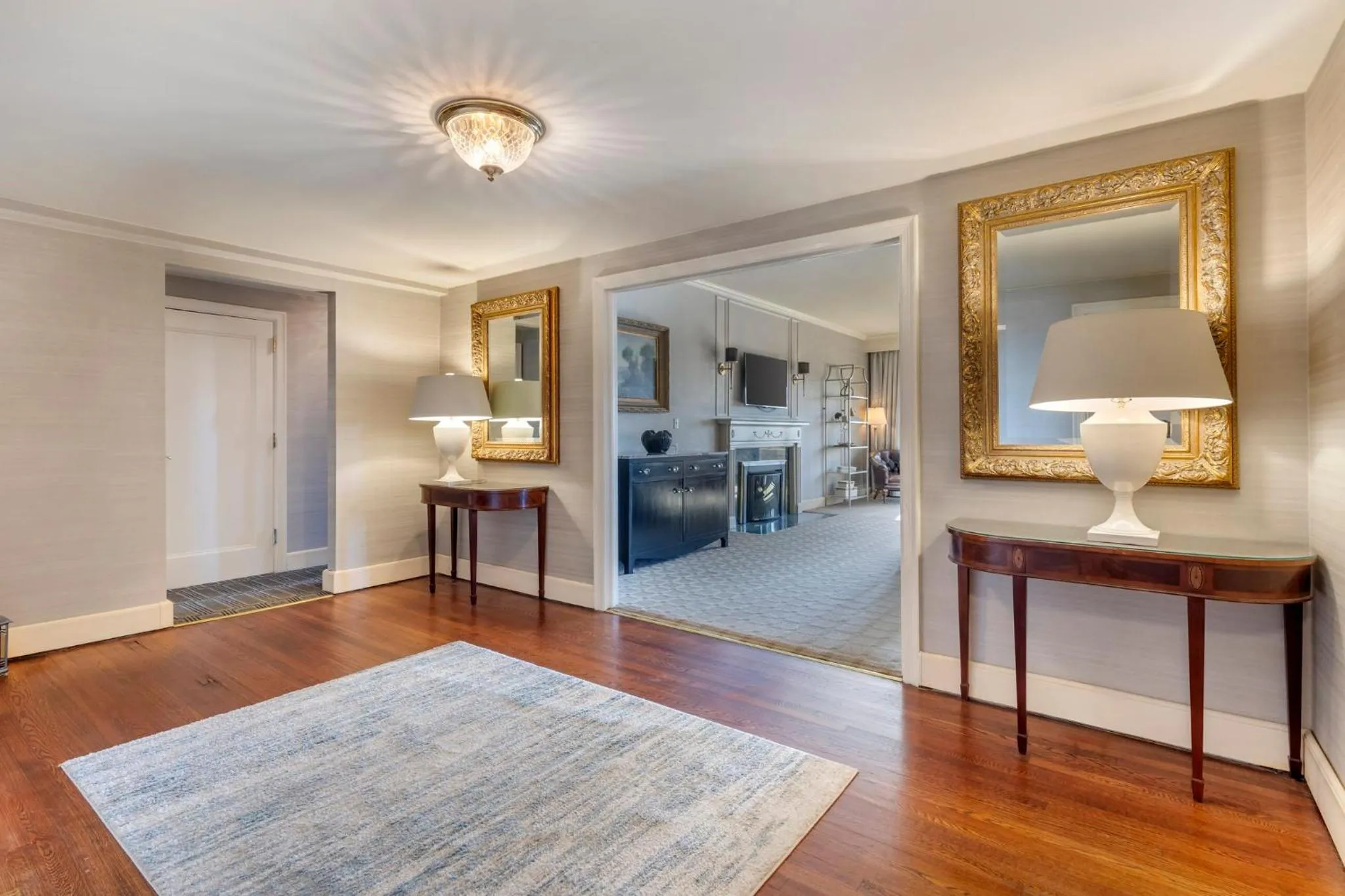 Floor plan in Omni Shoreham Hotel