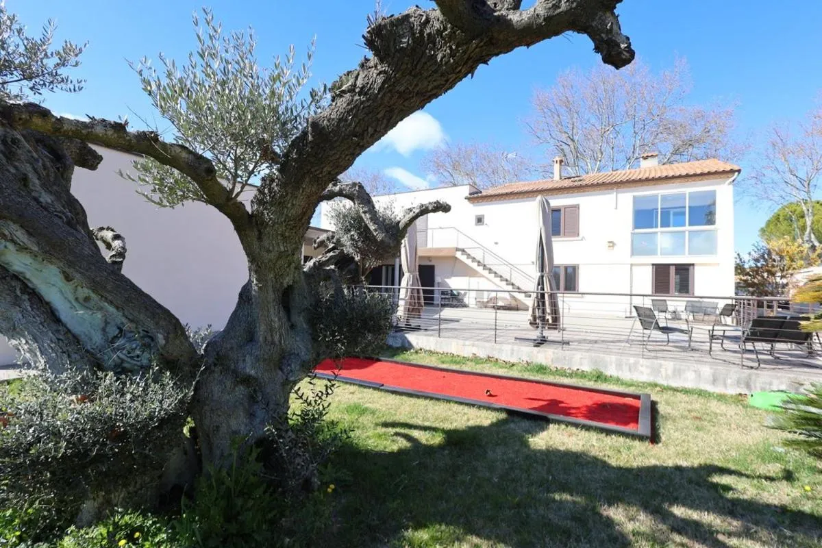 Property building in HISTOIRE D'Ô - Les Piscines - Chambres d'hôtes