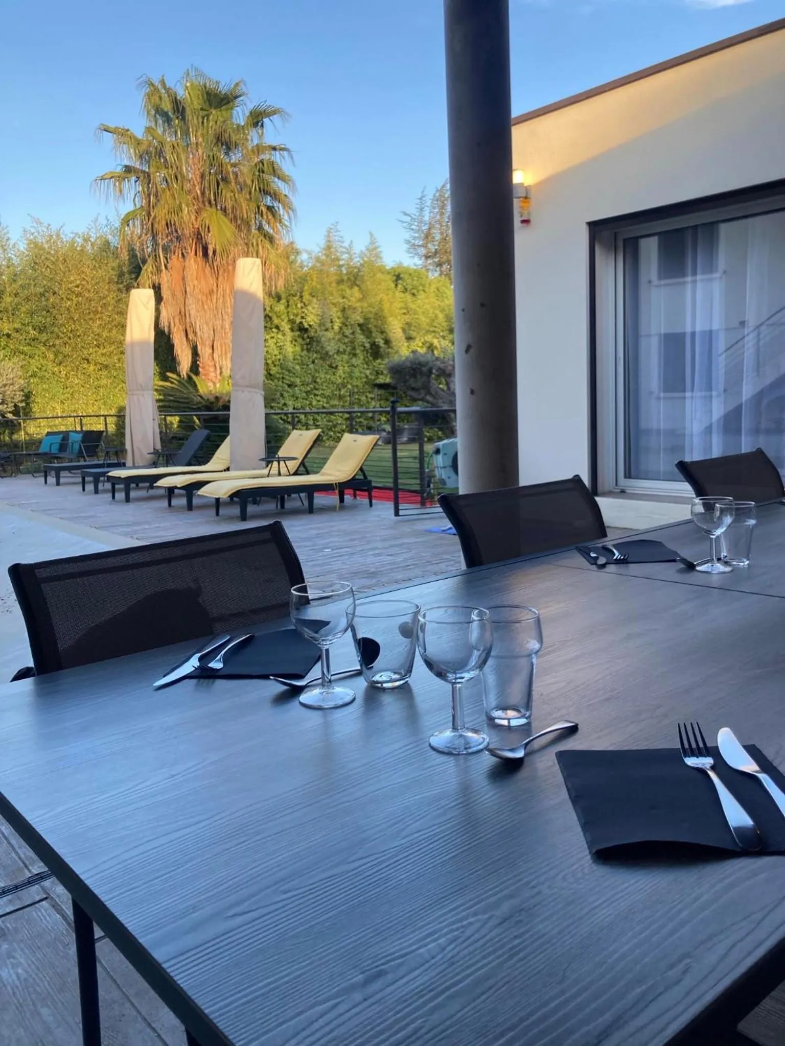 Patio in HISTOIRE D'Ô - Les Piscines - Chambres d'hôtes