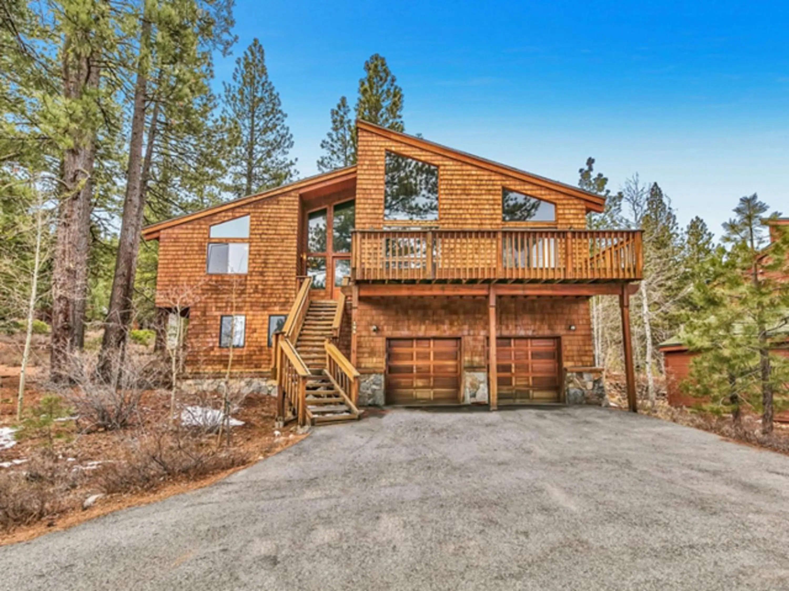Photo of the whole room in Northstar California Resort