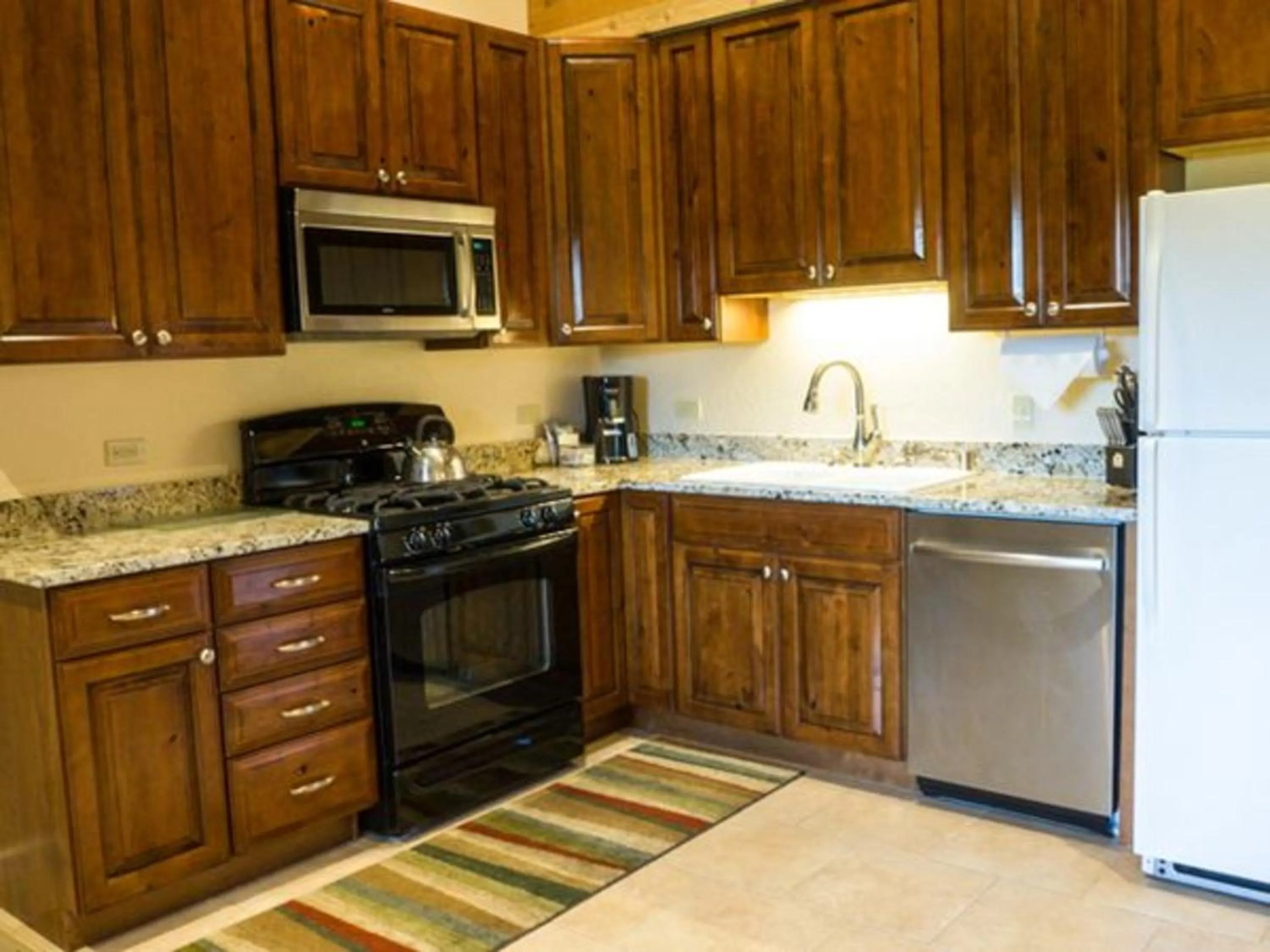 Kitchen or kitchenette in Northstar California Resort
