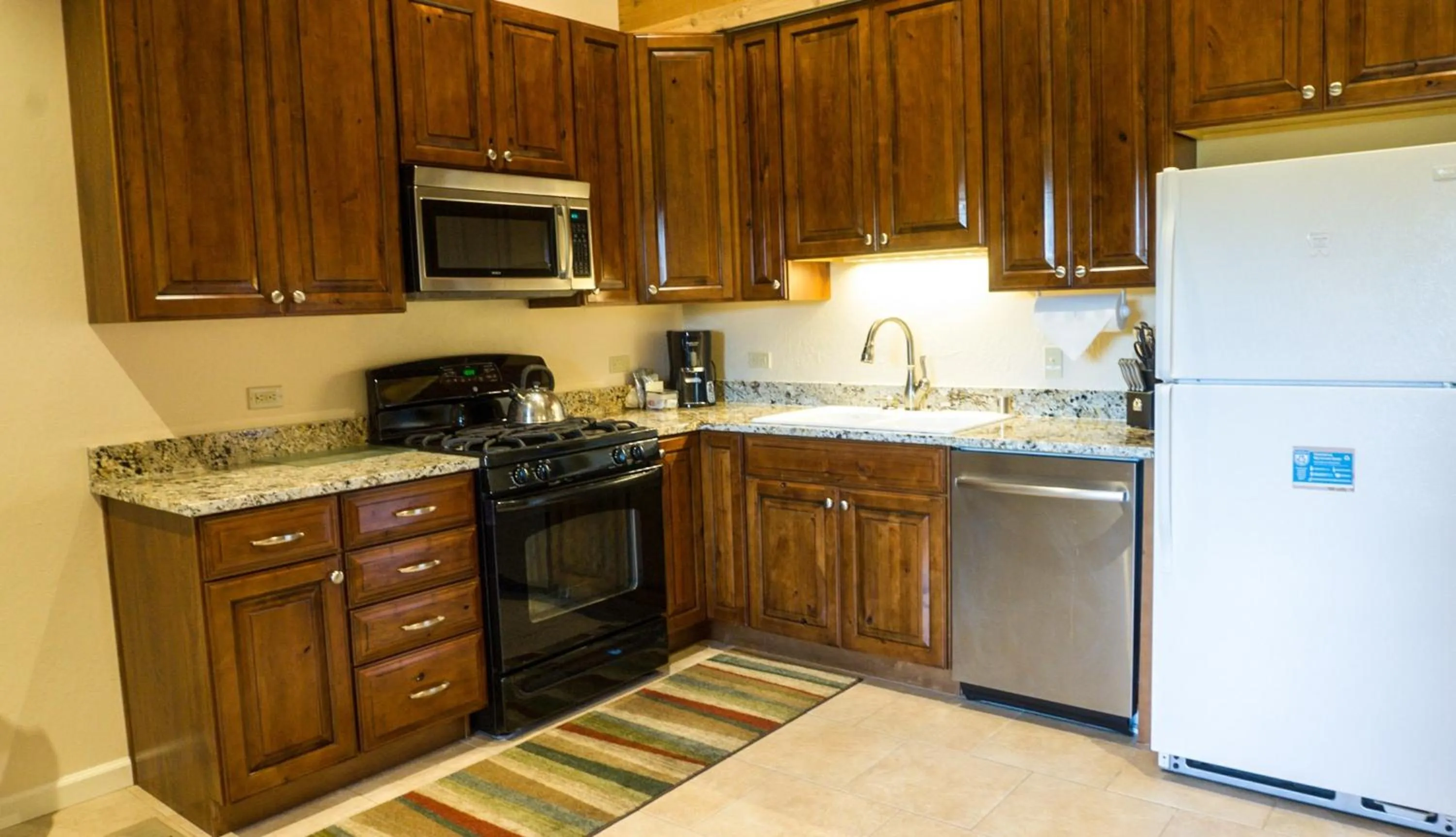 Kitchen or kitchenette in Northstar California Resort