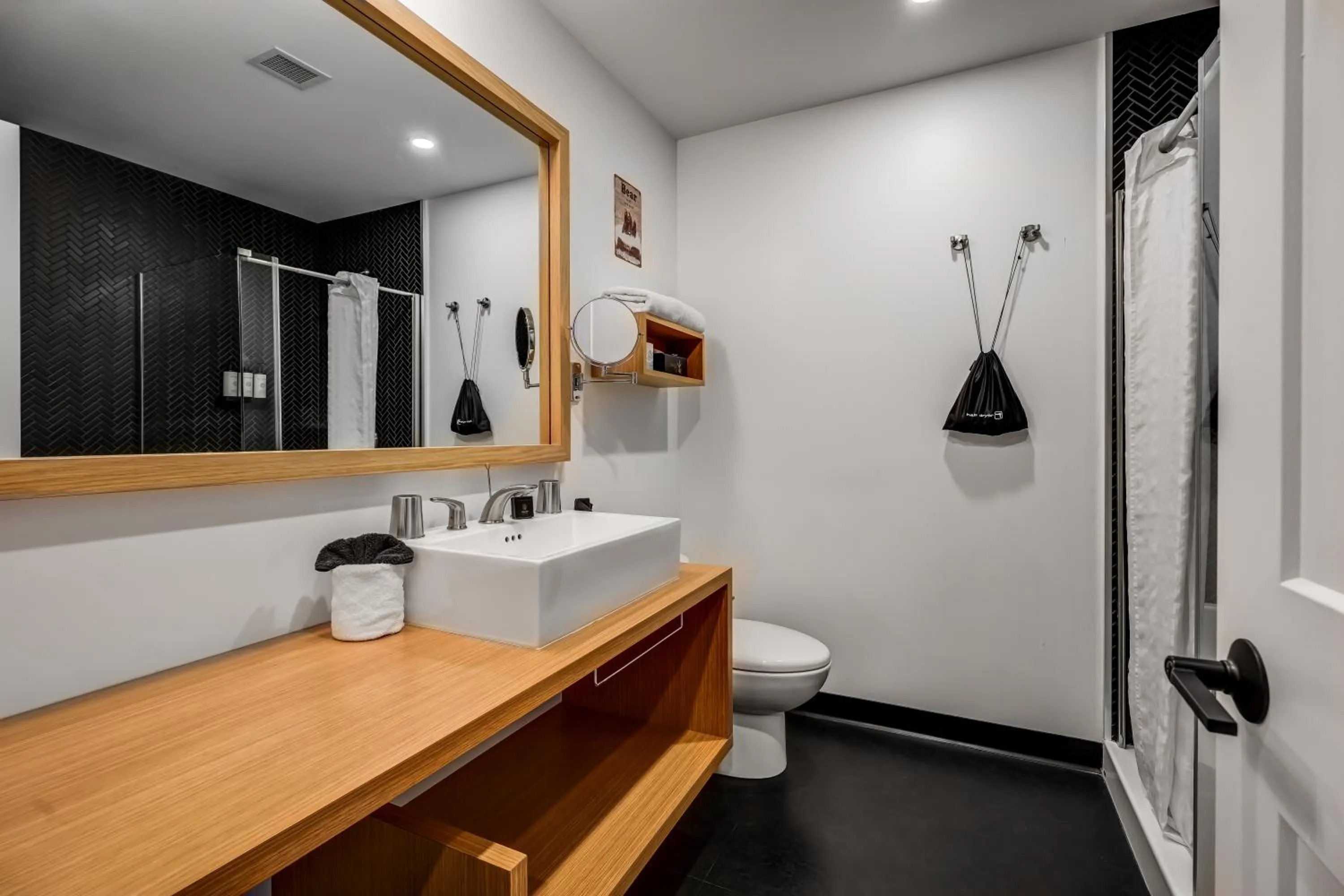 Shower in Raven Inn Whitehorse