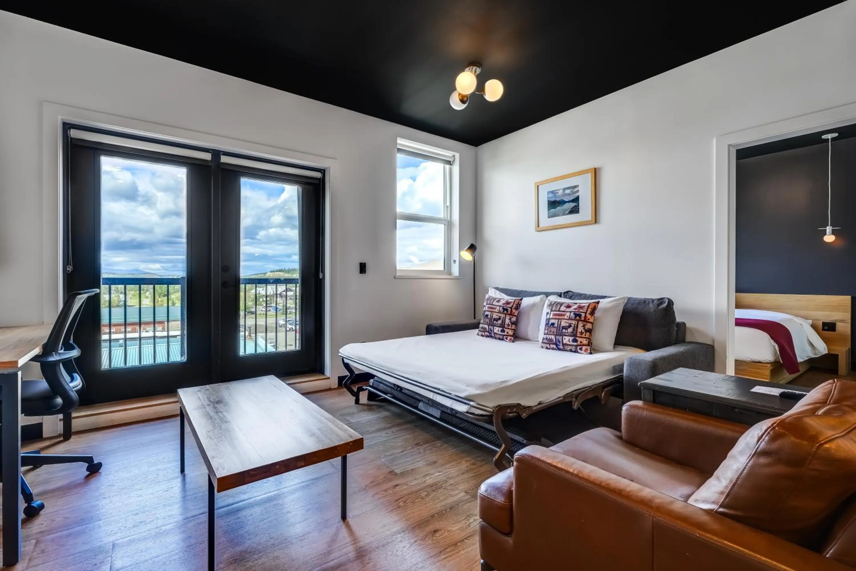 Bed in Raven Inn Whitehorse