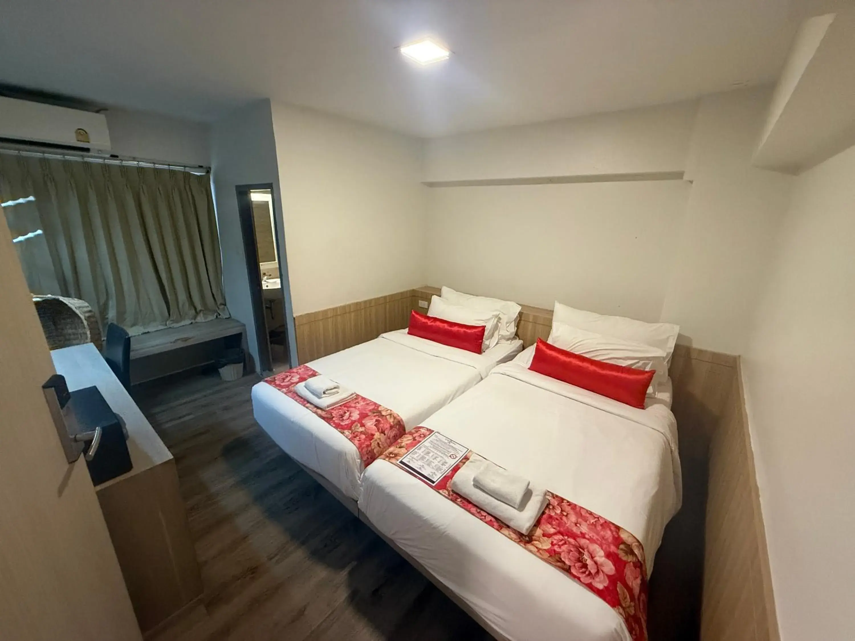 Bed in Wild Orchid Villa Bangkok Bed in Wild Orchid Villa Bangkok