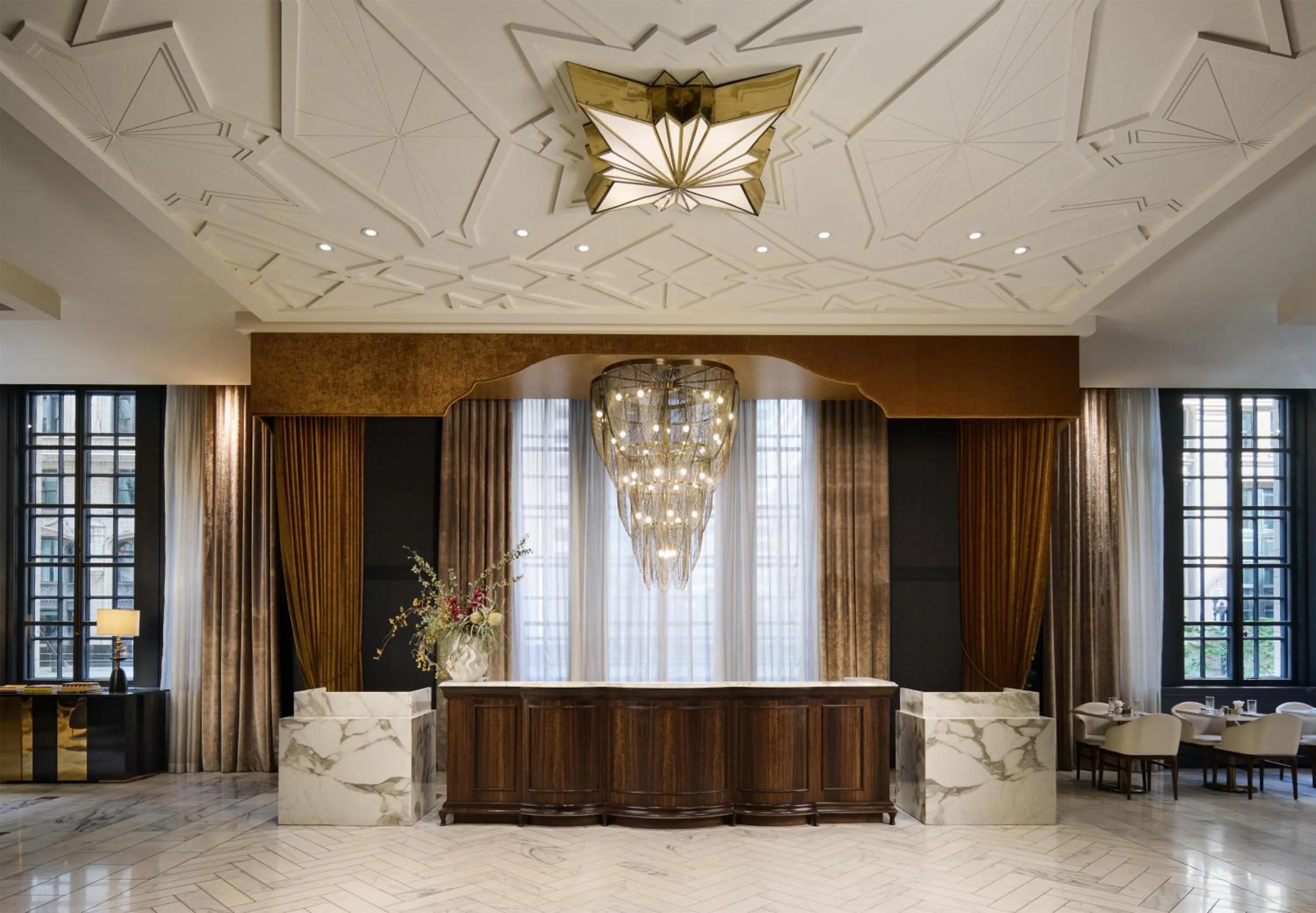 Lobby or reception in The Allegro Royal Sonesta Hotel Chicago Loop
