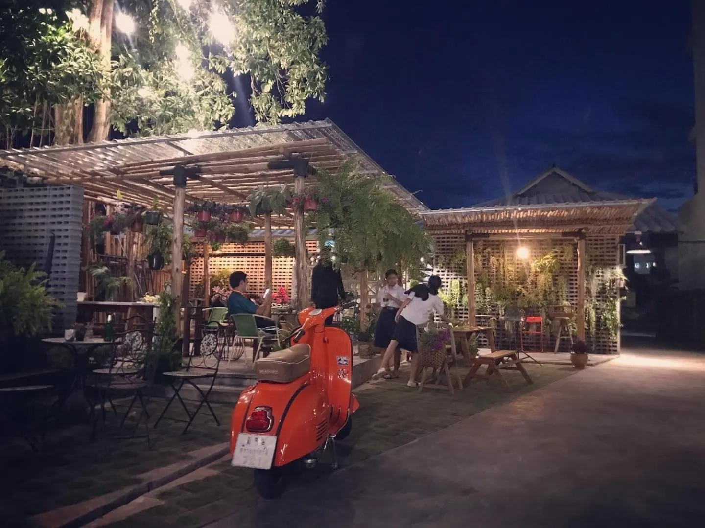 Baannokhook Home&Cafe