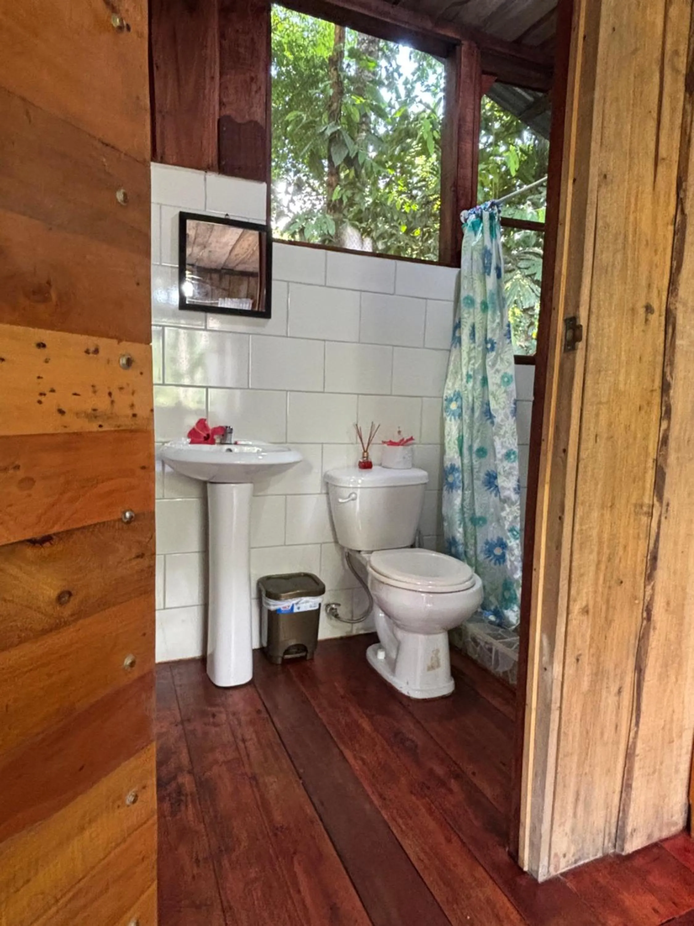 Bathroom in Citronela Lodge Corcovado