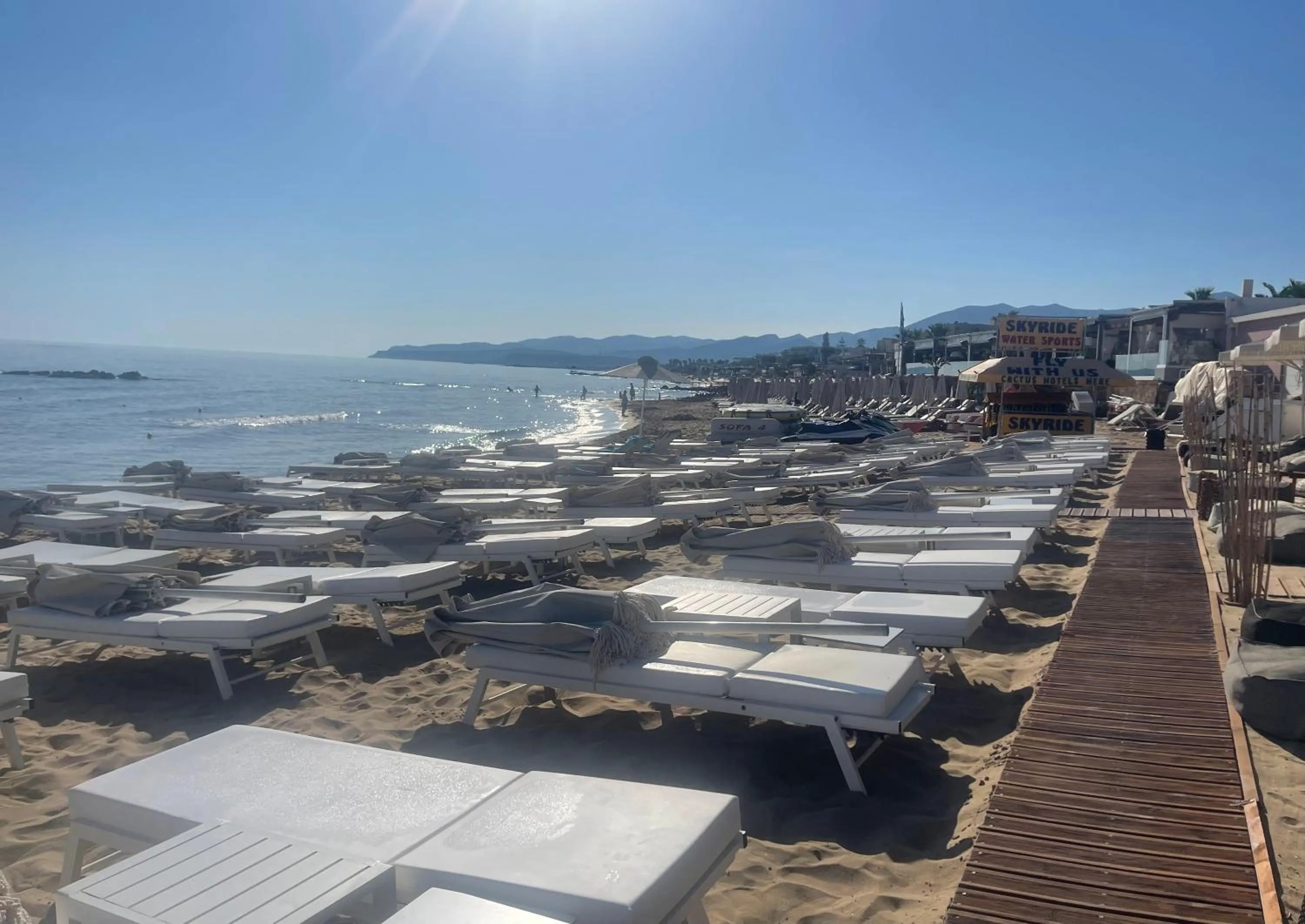 Beach in Heaven Studios & Apartments