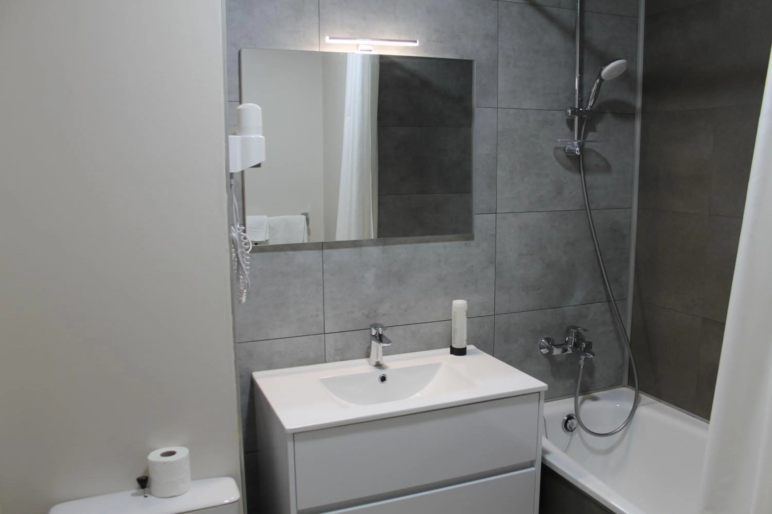 Logis Hôtel Le Saint Clément