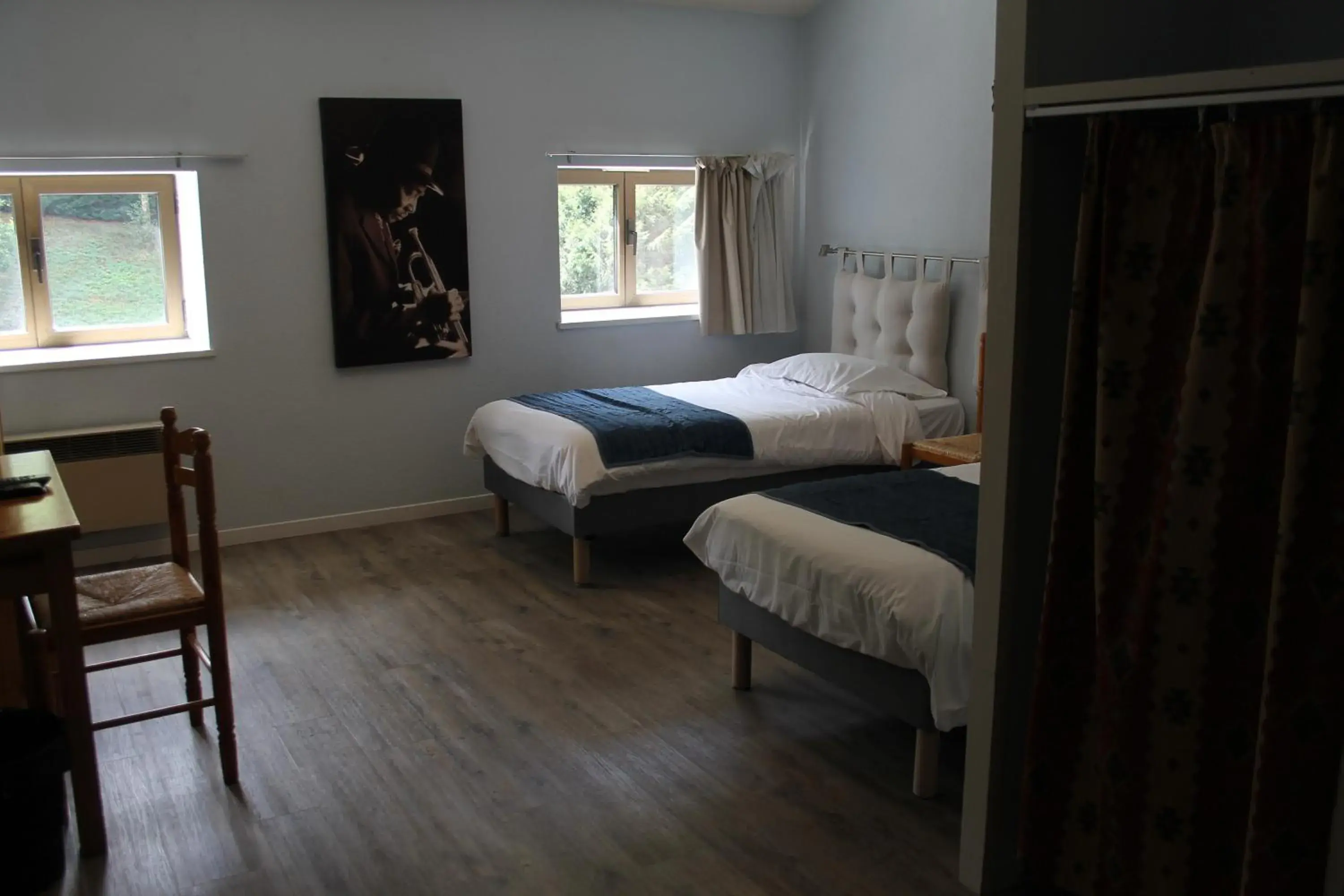 Bed in Logis Hôtel Le Saint Clément Bed in Logis Hôtel Le Saint Clément