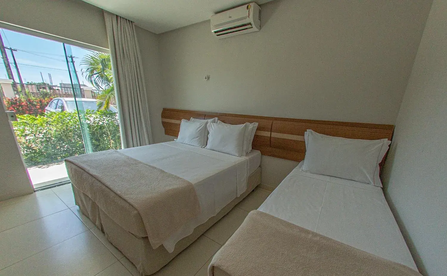 Patio, Bed in Orquídeas Praia Hotel Patio, Bed in Orquídeas Praia Hotel