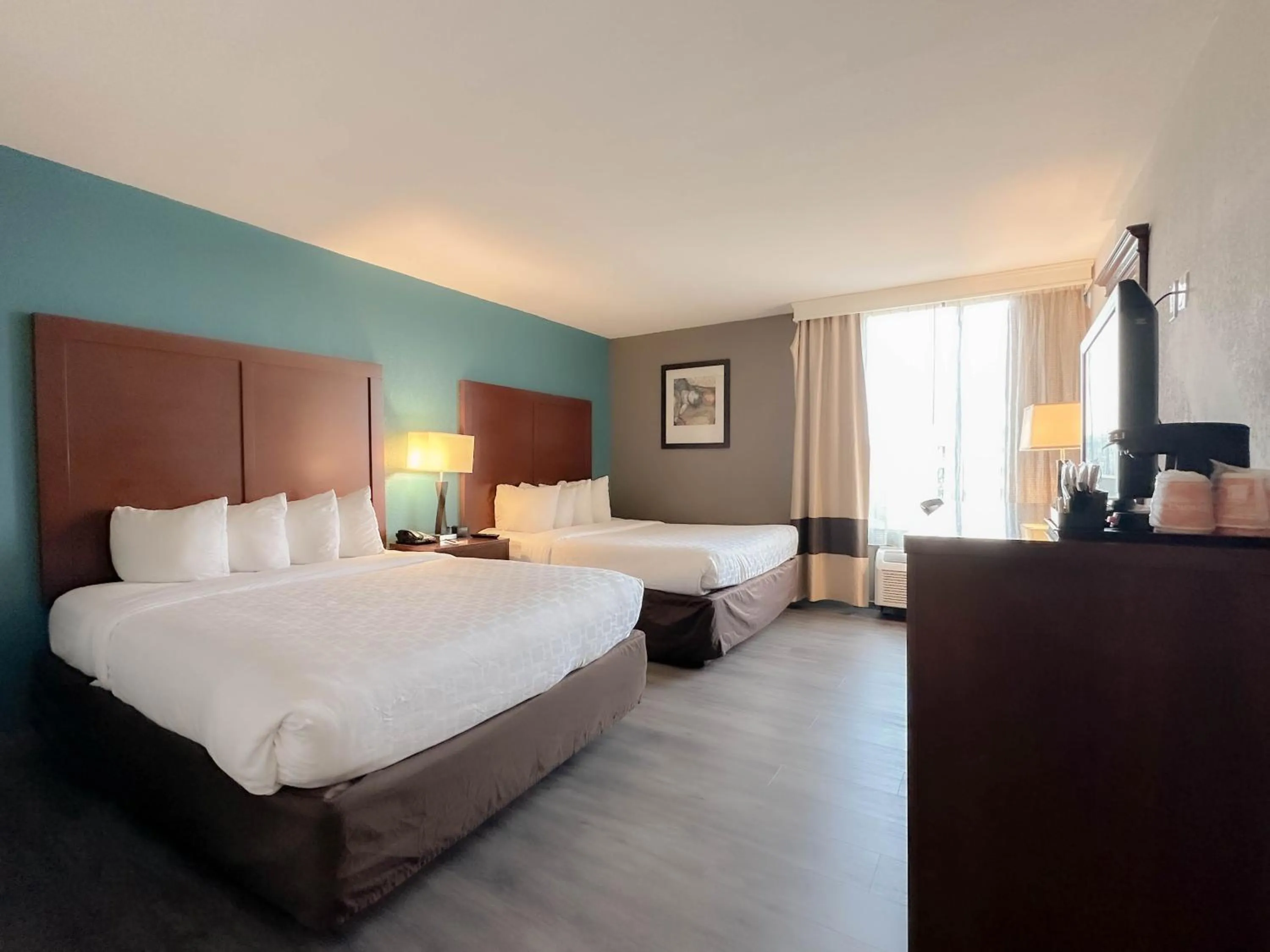 Bed in Comfort Inn & Suites Kissimmee by the Parks