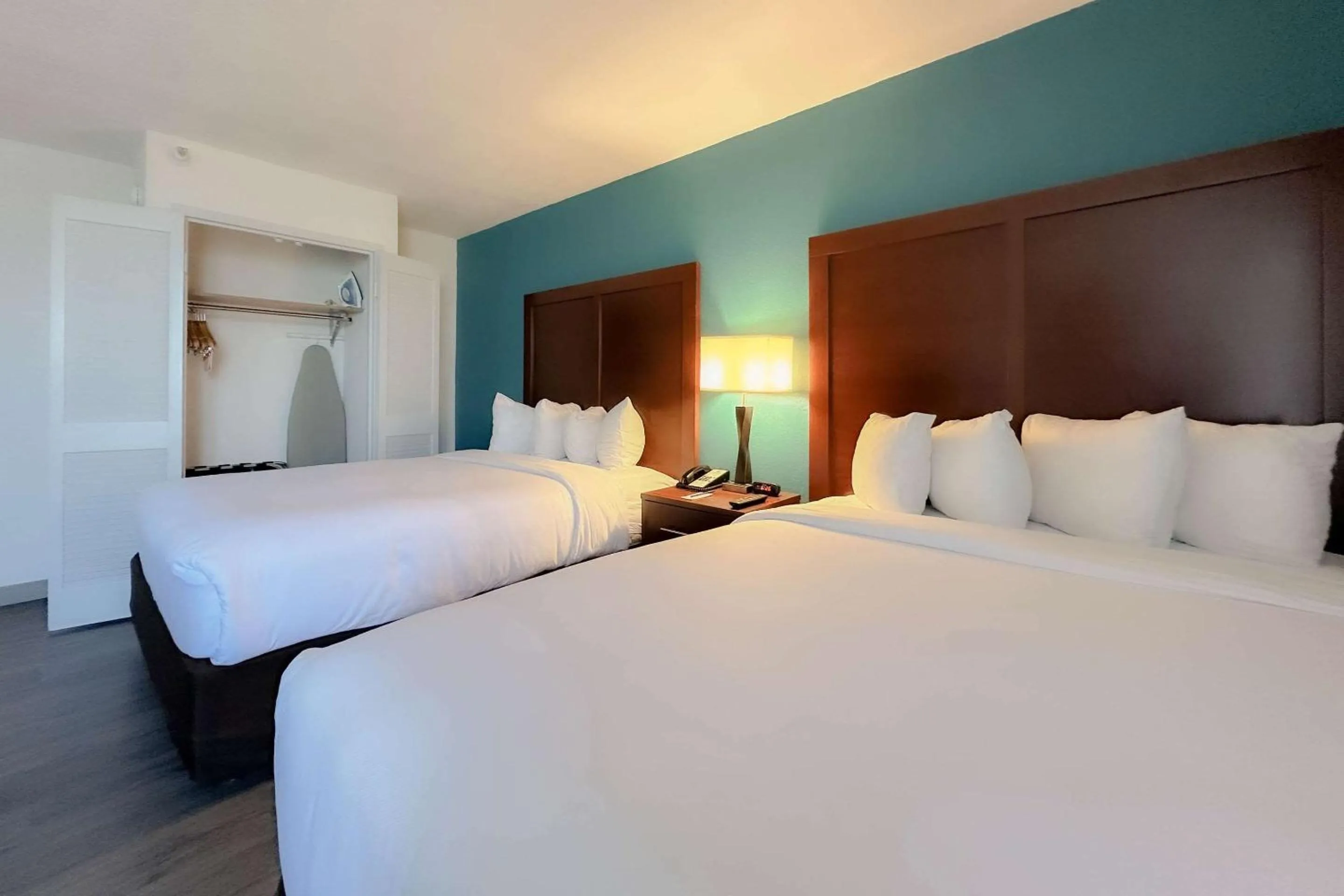 Bedroom in Comfort Inn & Suites Kissimmee by the Parks