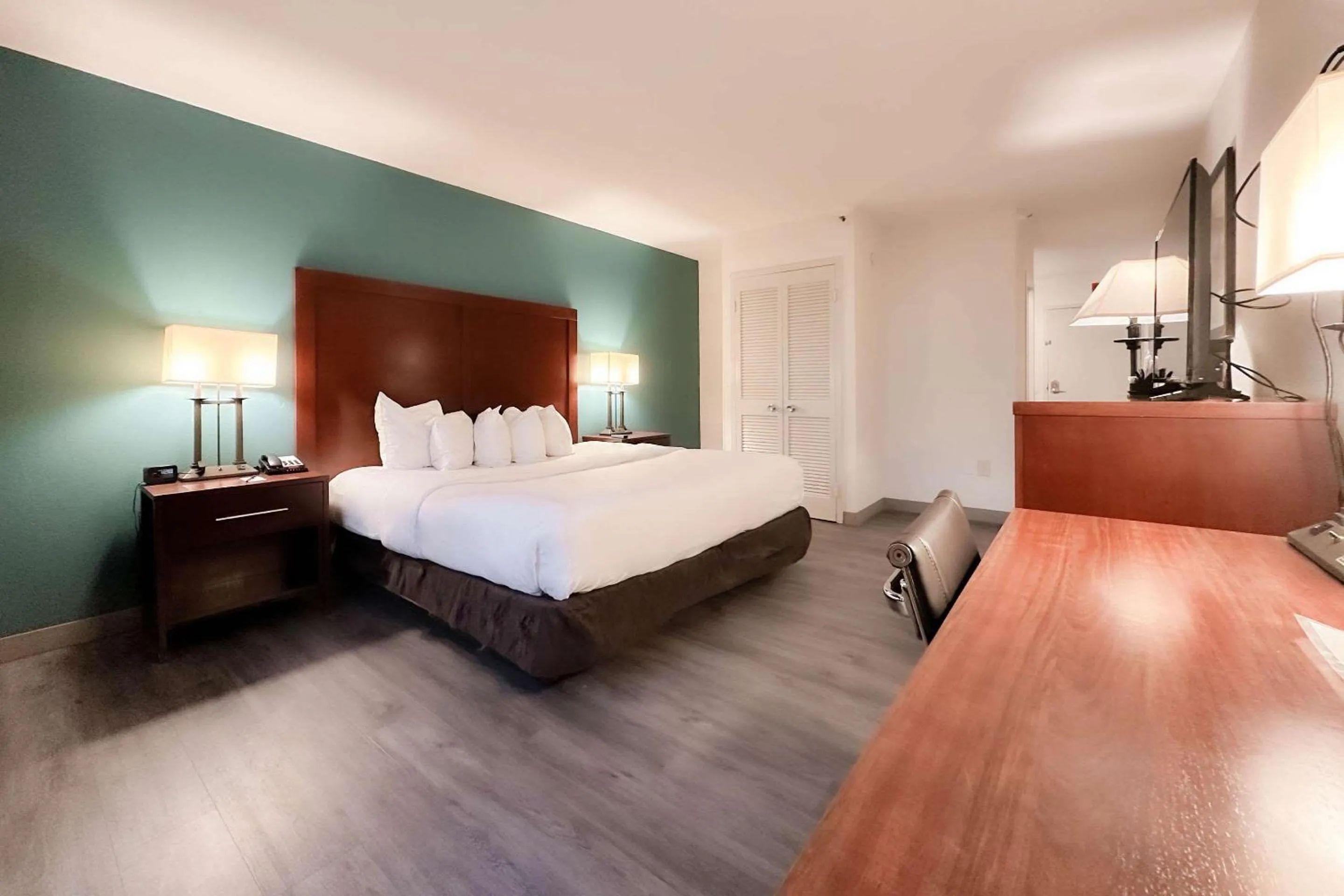 Bedroom in Comfort Inn & Suites Kissimmee by the Parks