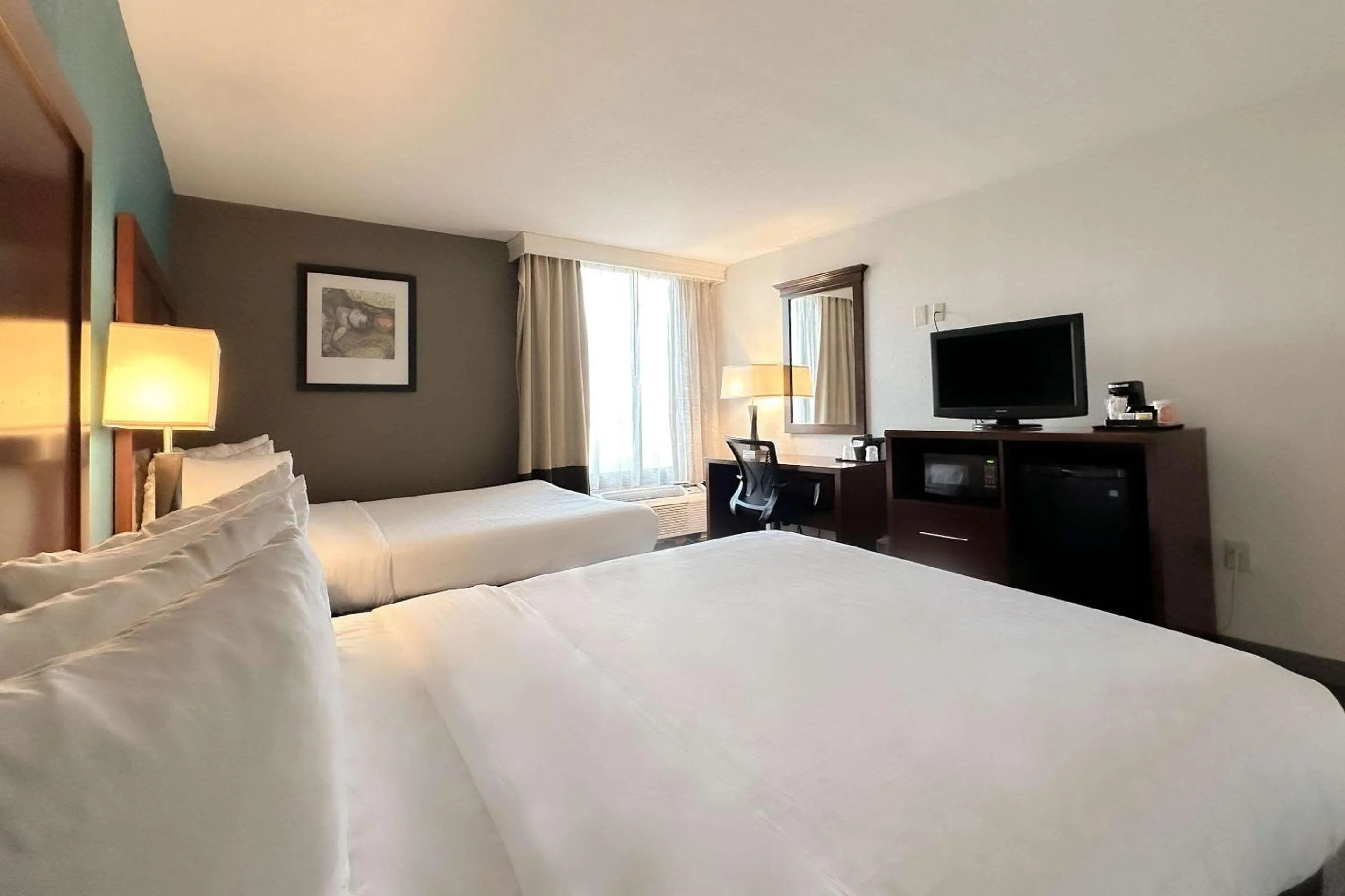 Bedroom in Comfort Inn & Suites Kissimmee by the Parks