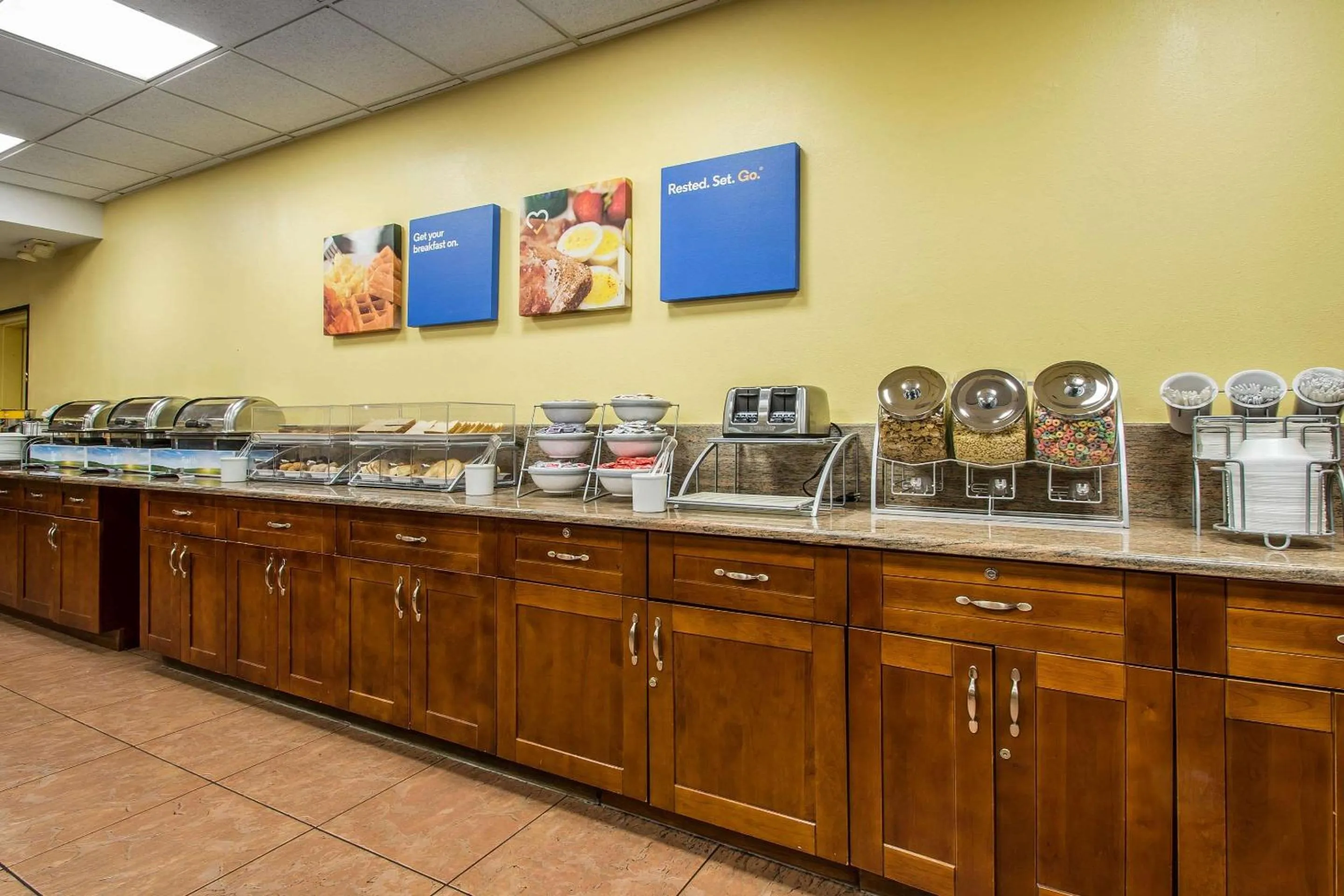 Restaurant/places to eat in Comfort Inn & Suites Kissimmee by the Parks