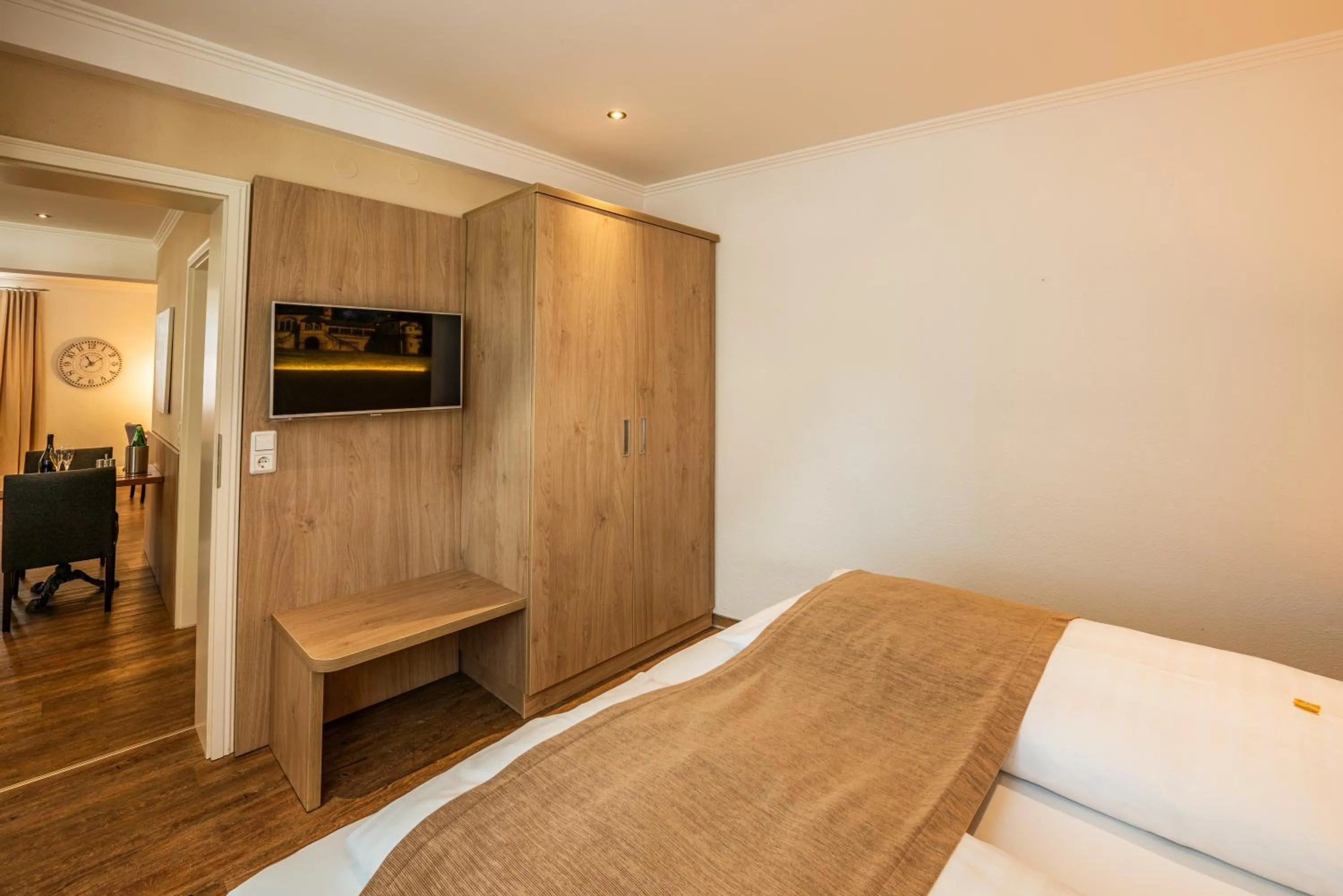 Bed in City-Appartements Am Wall