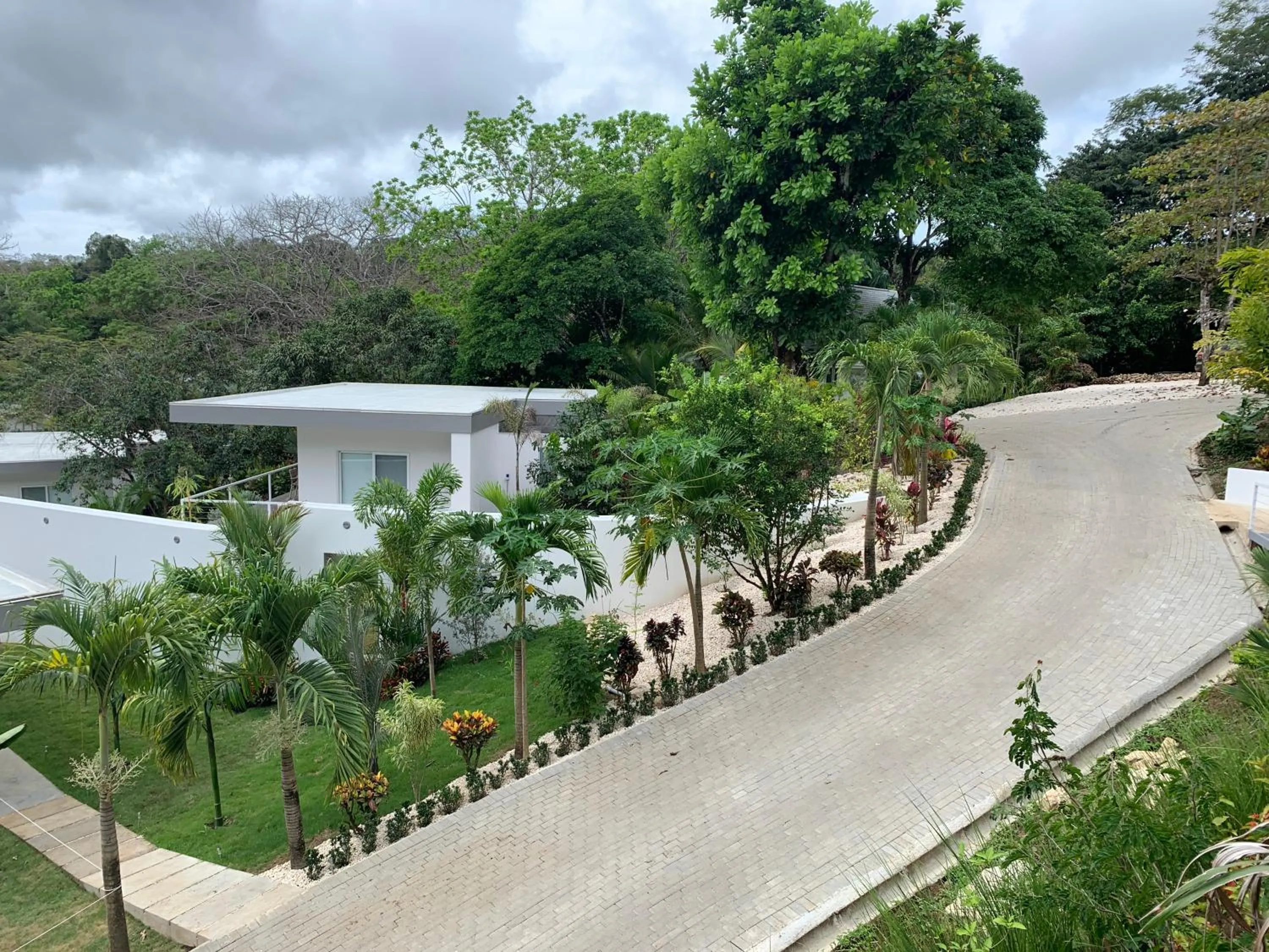 Street view in Aves Resort Montezuma