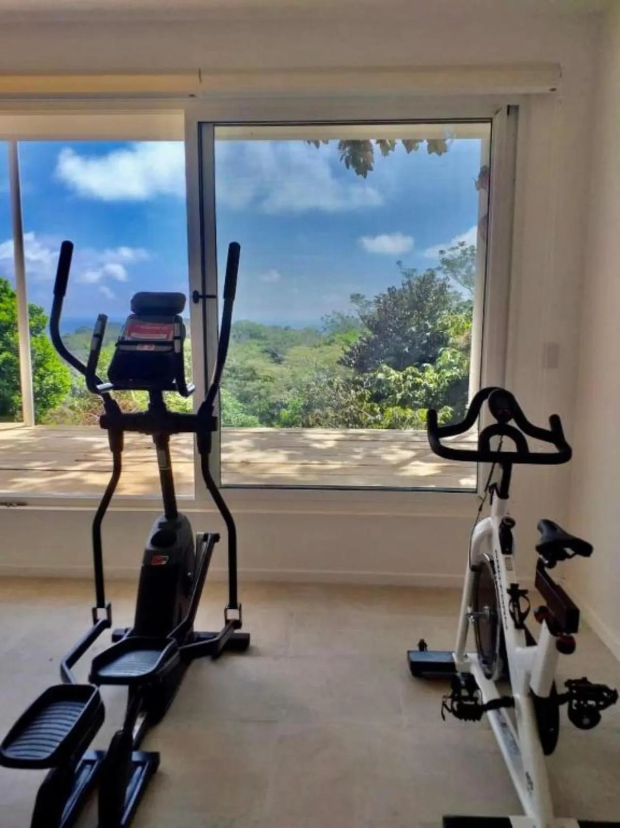 Fitness centre/facilities in Aves Resort Montezuma