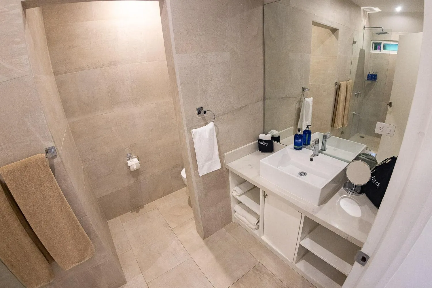 Bathroom in Aves Resort Montezuma