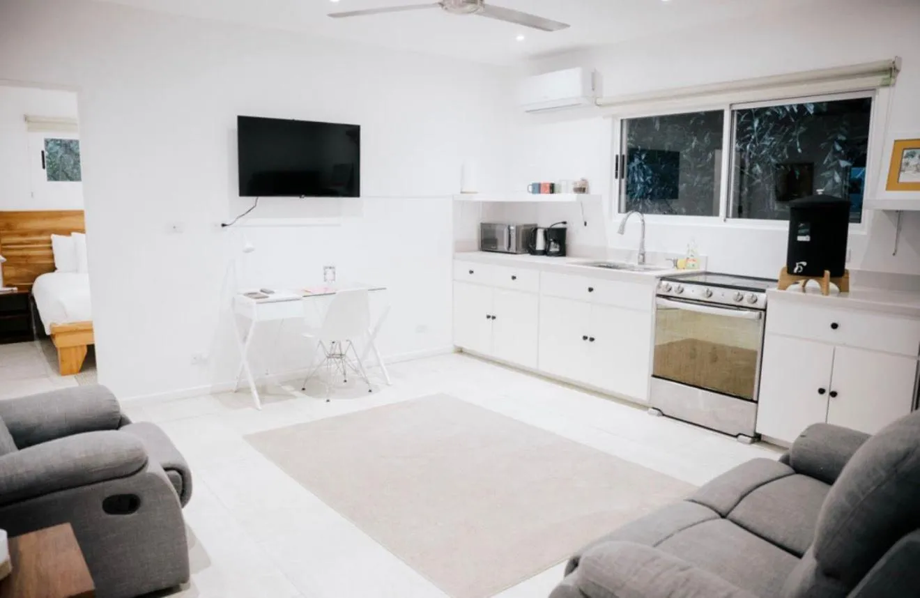 TV and multimedia in Aves Resort Montezuma