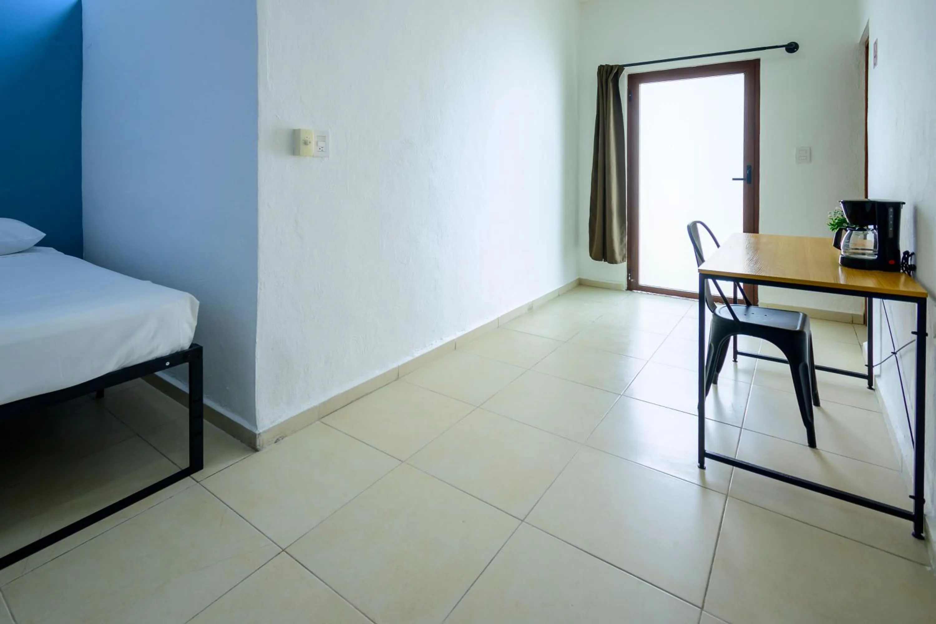 Coffee/tea facilities, Bed in Hotel Paso del Mar Playa del Carmen