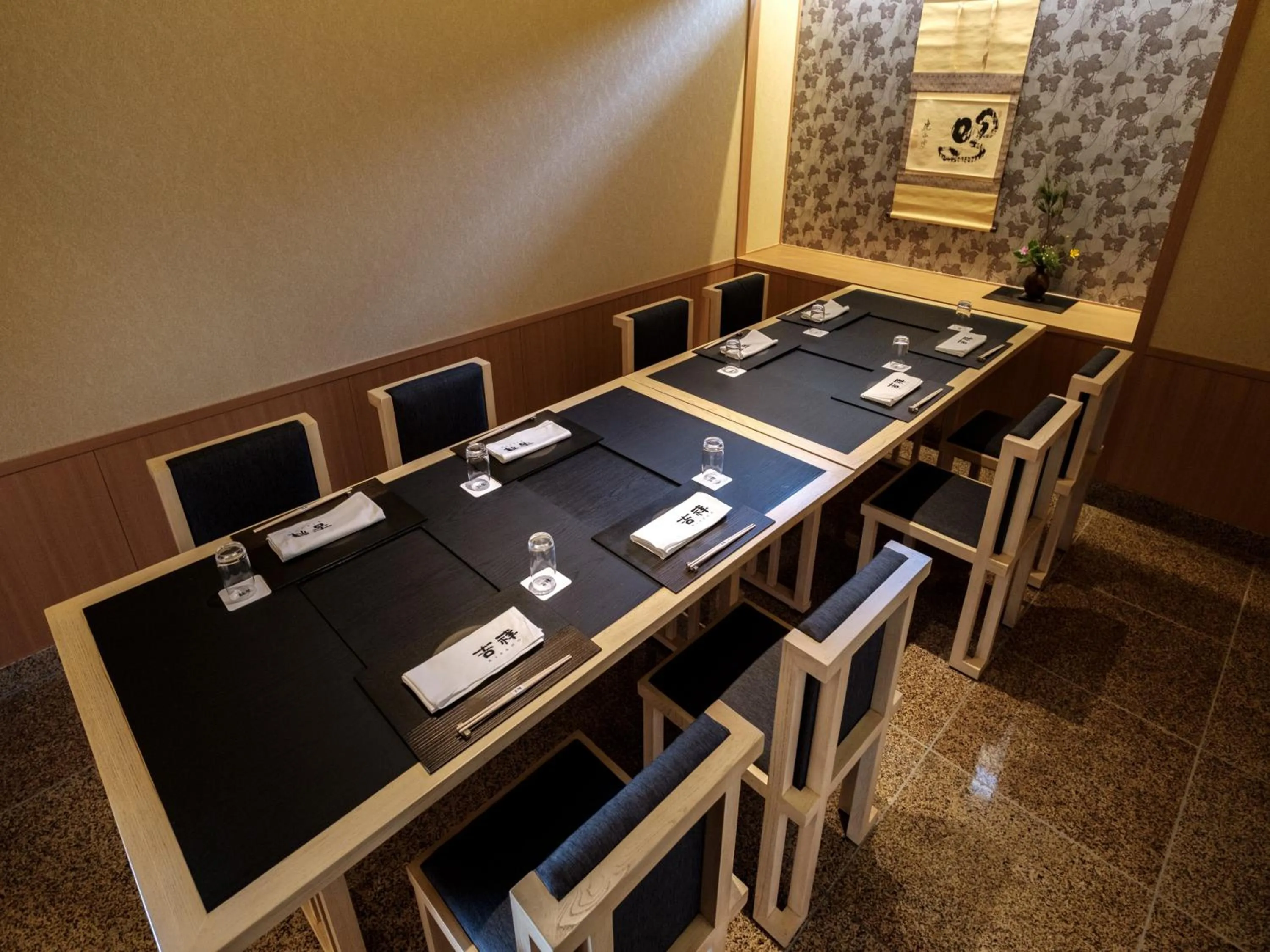 Restaurant/places to eat in Miyakojima Kurima Resort Seawood Hotel