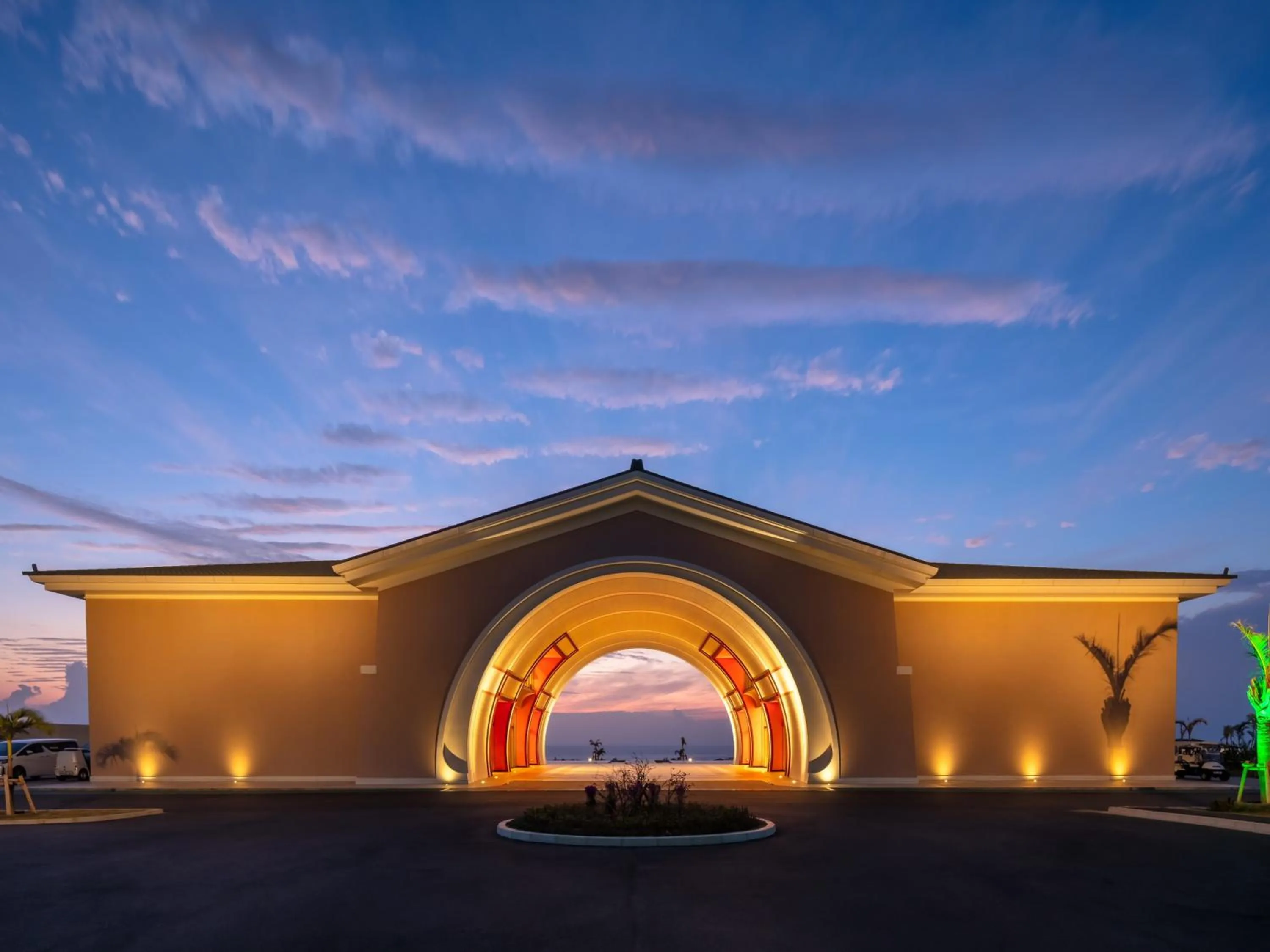 Facade/entrance in Miyakojima Kurima Resort Seawood Hotel