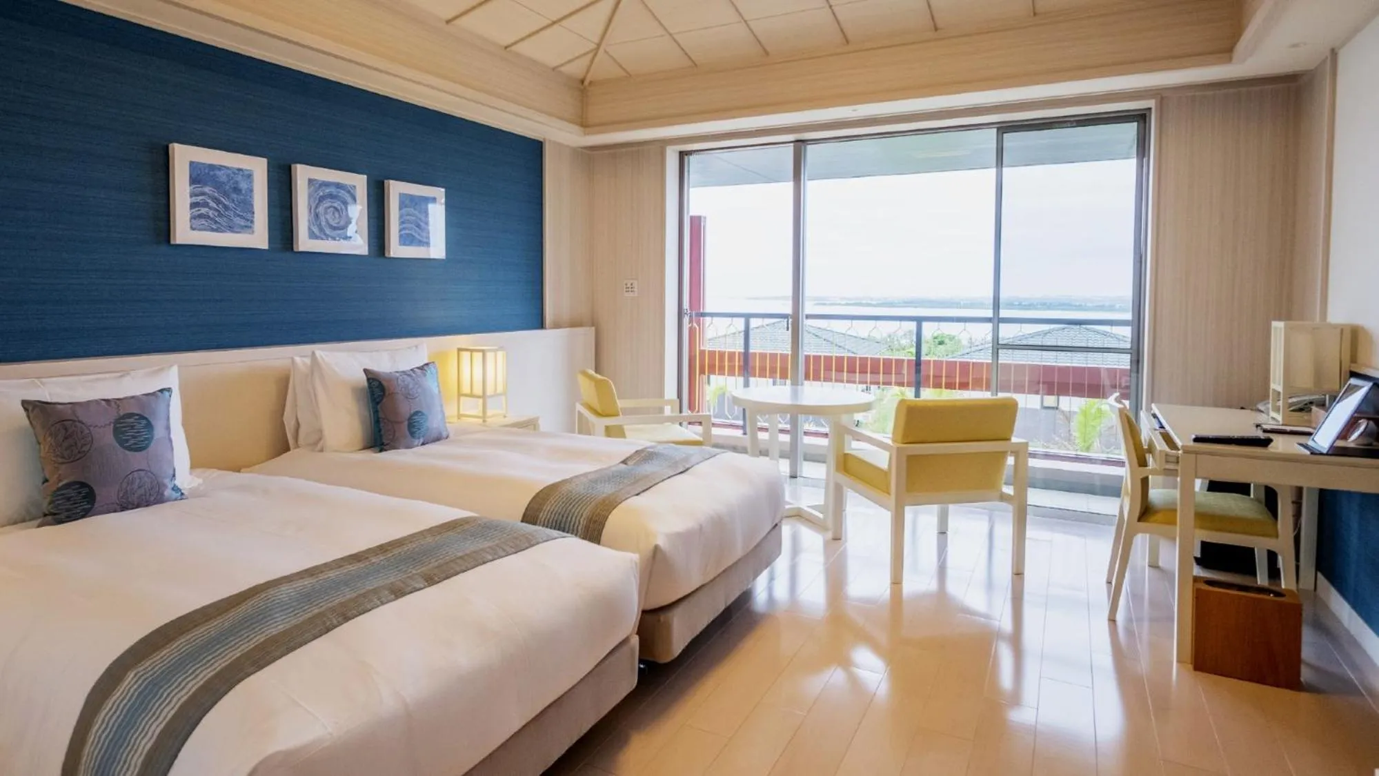 Bed in Miyakojima Kurima Resort Seawood Hotel