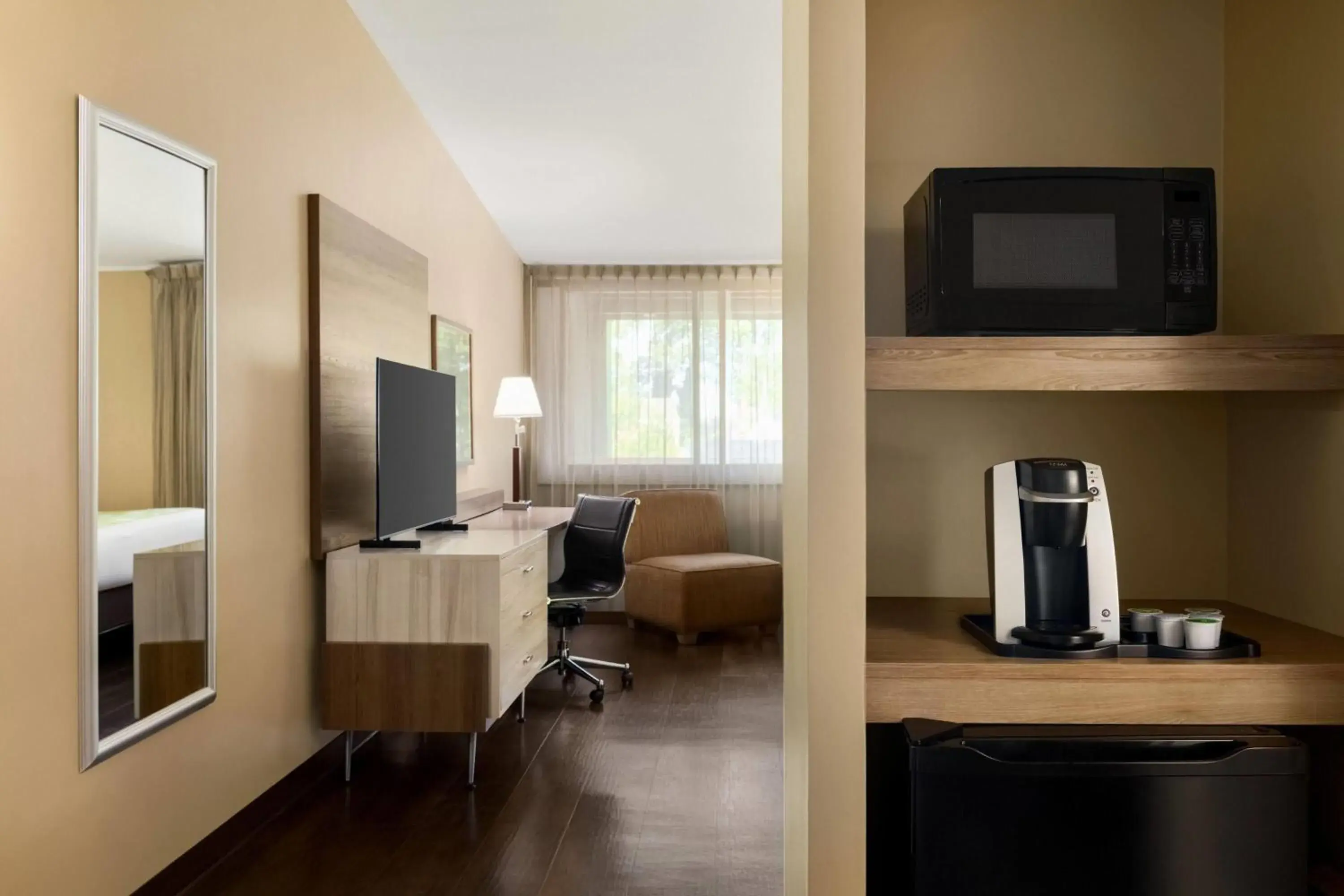 Photo of the whole room in Wyndham Garden Washington DC North Photo of the whole room in Wyndham Garden Washington DC North