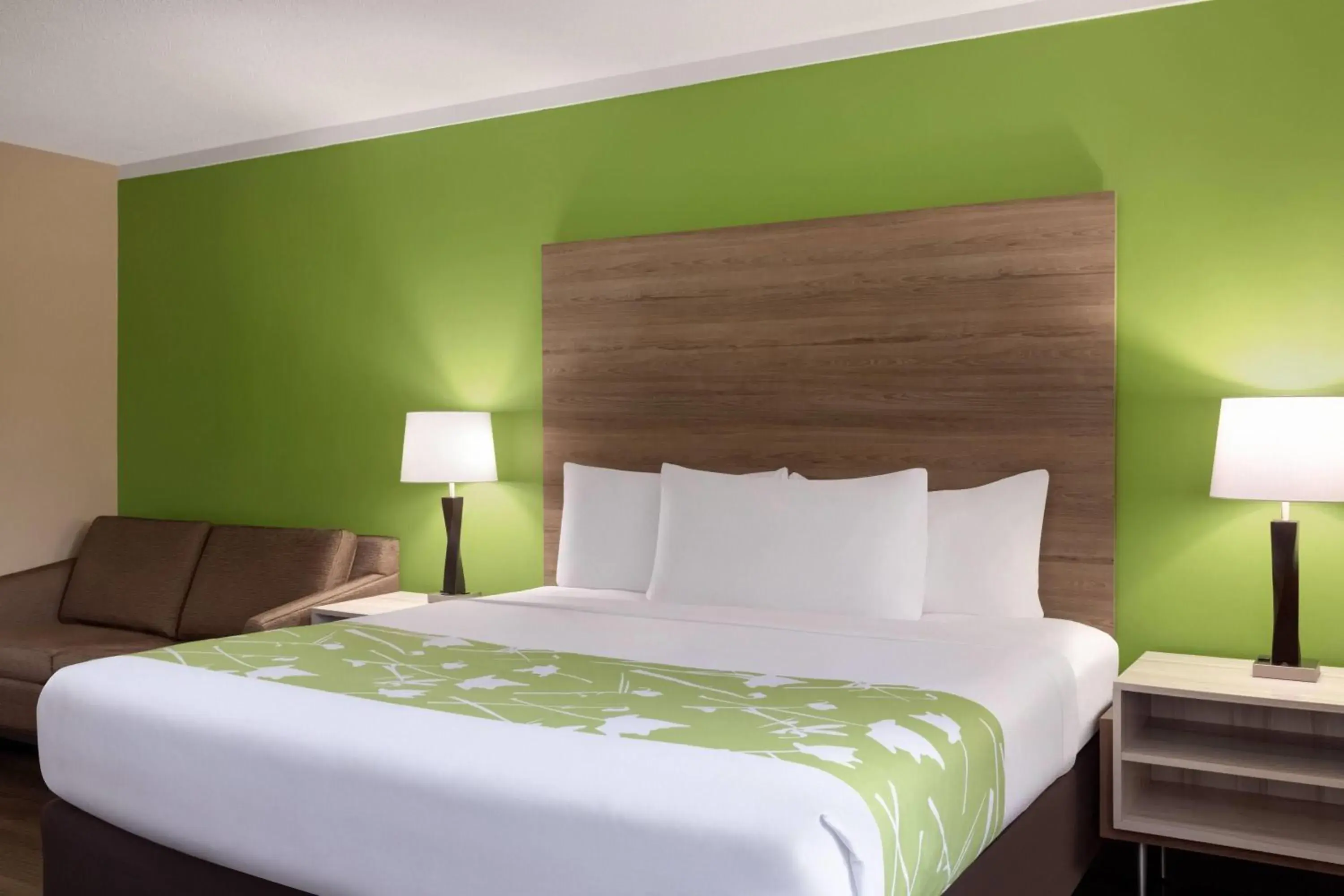 Photo of the whole room, Bed in Wyndham Garden Washington DC North Photo of the whole room, Bed in Wyndham Garden Washington DC North