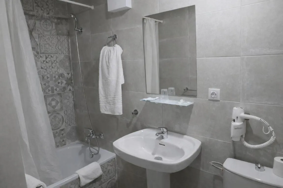 Bathroom in Hotel Antares