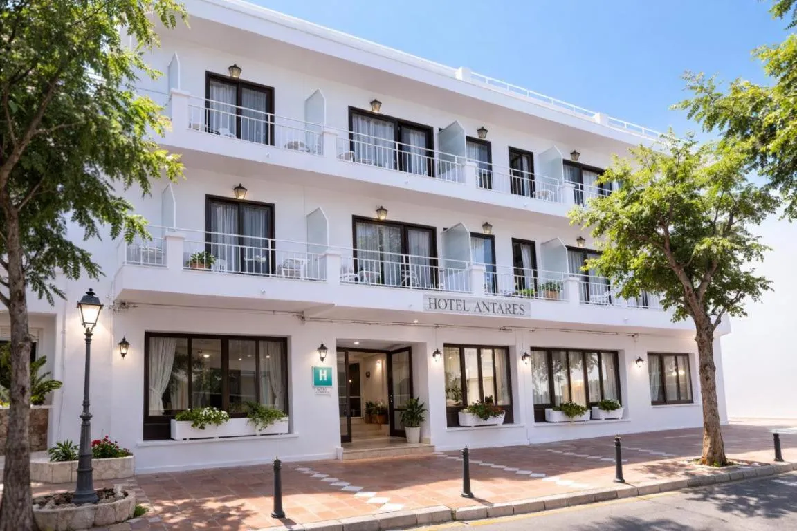 Property building in Hotel Antares