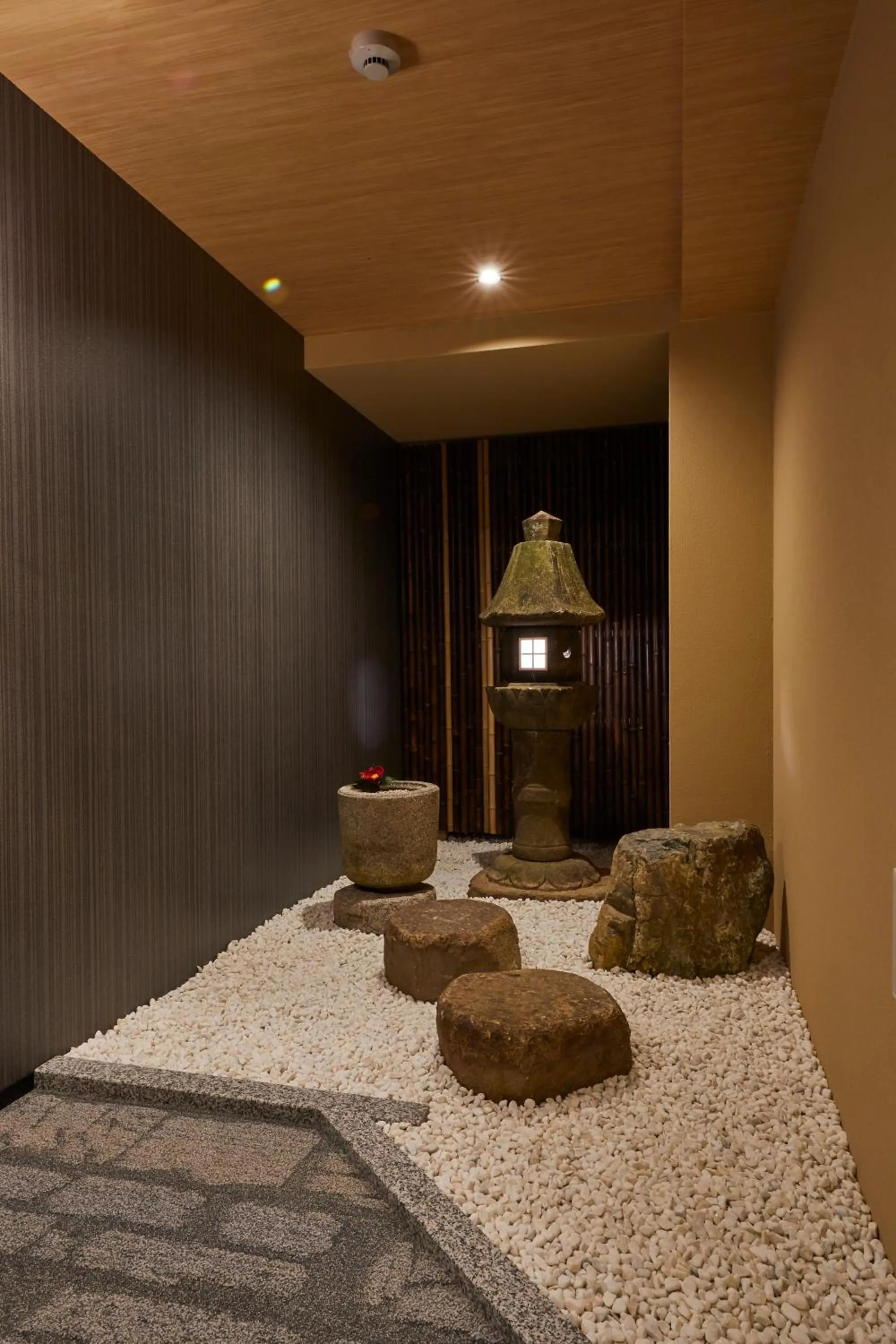 Other in Rinn Shijo Nishinotoin