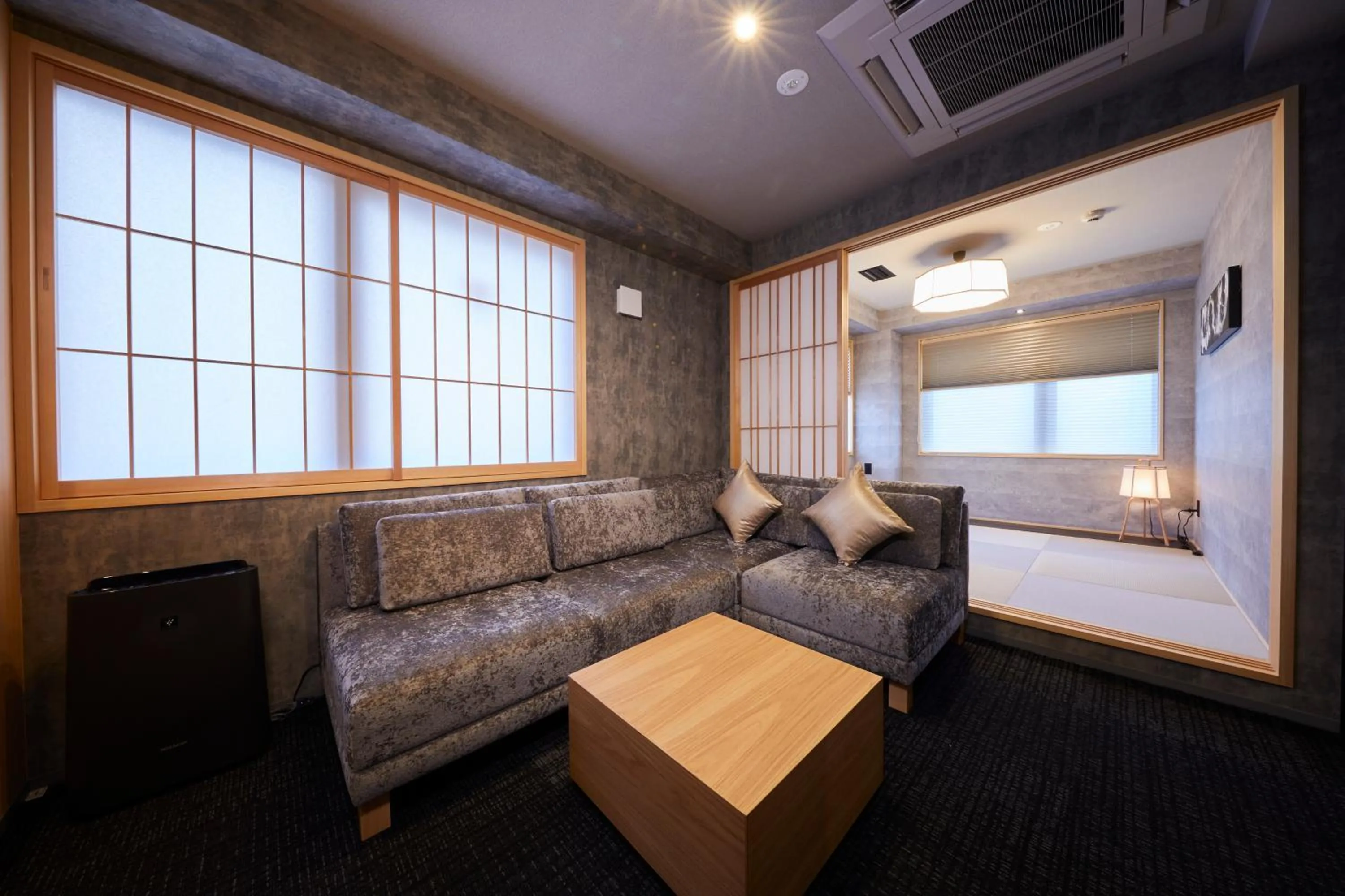 Living room, Bed in Rinn Shijo Nishinotoin