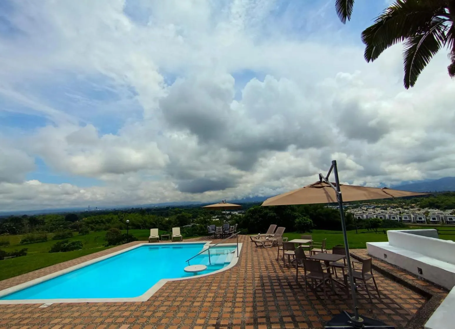 Swimming pool in Rancho Eden