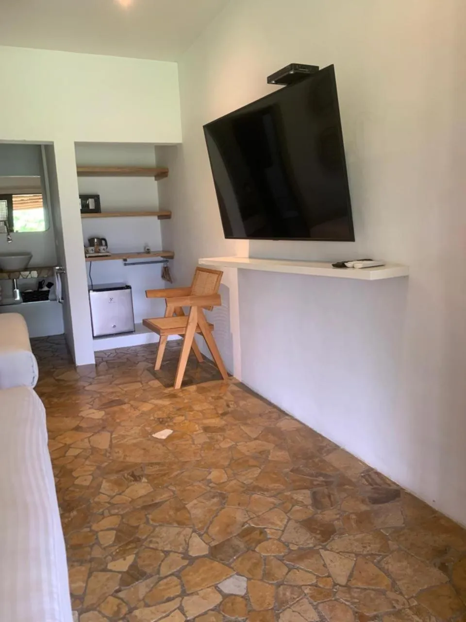 TV and multimedia in Rancho Eden
