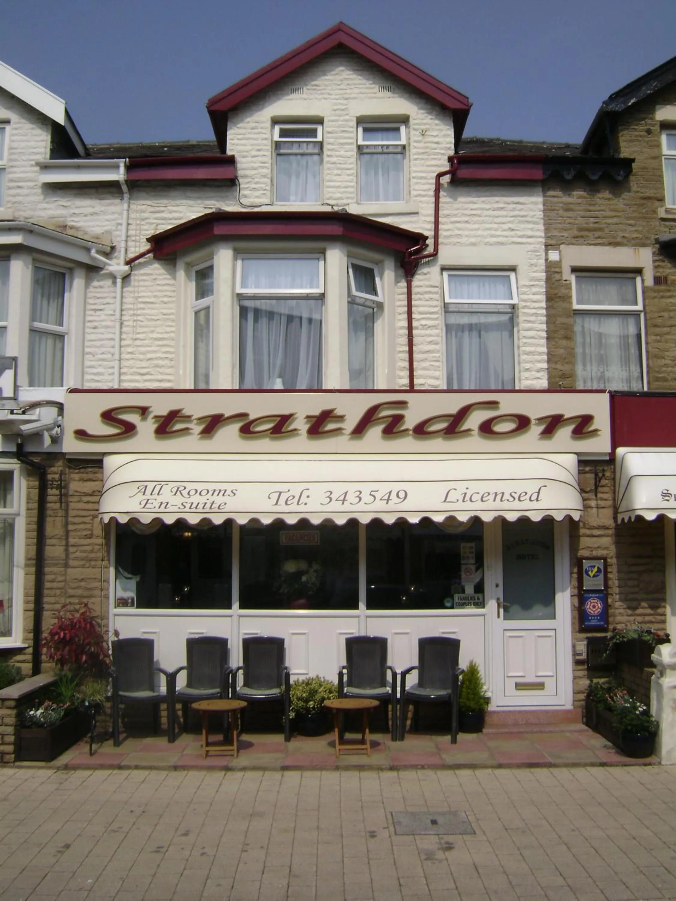 Facade/entrance in The Strathdon