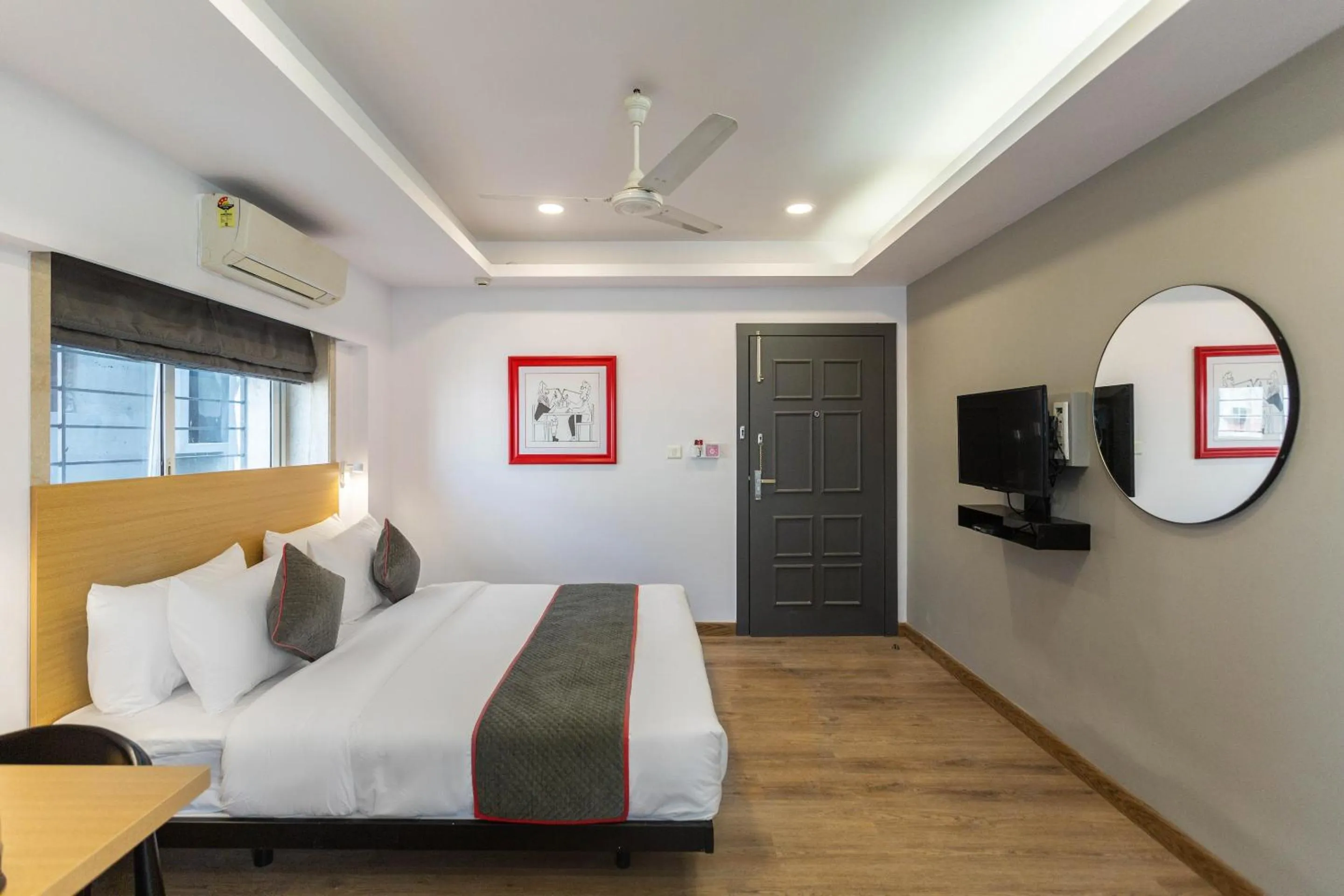 Bedroom, Bed in Super Townhouse Habitat New Town Rooms & Party Spaces