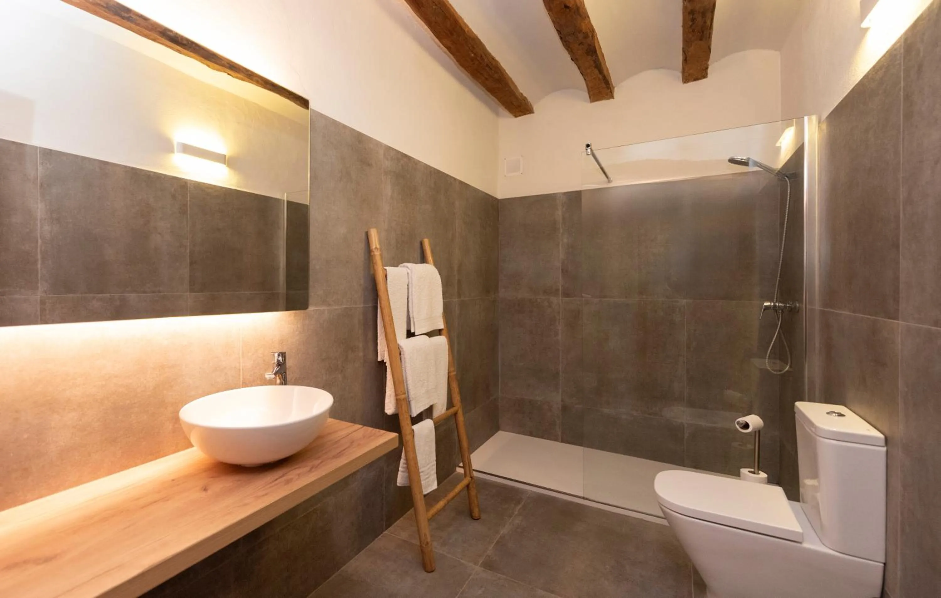 Bathroom in Hotel Caseta Nova