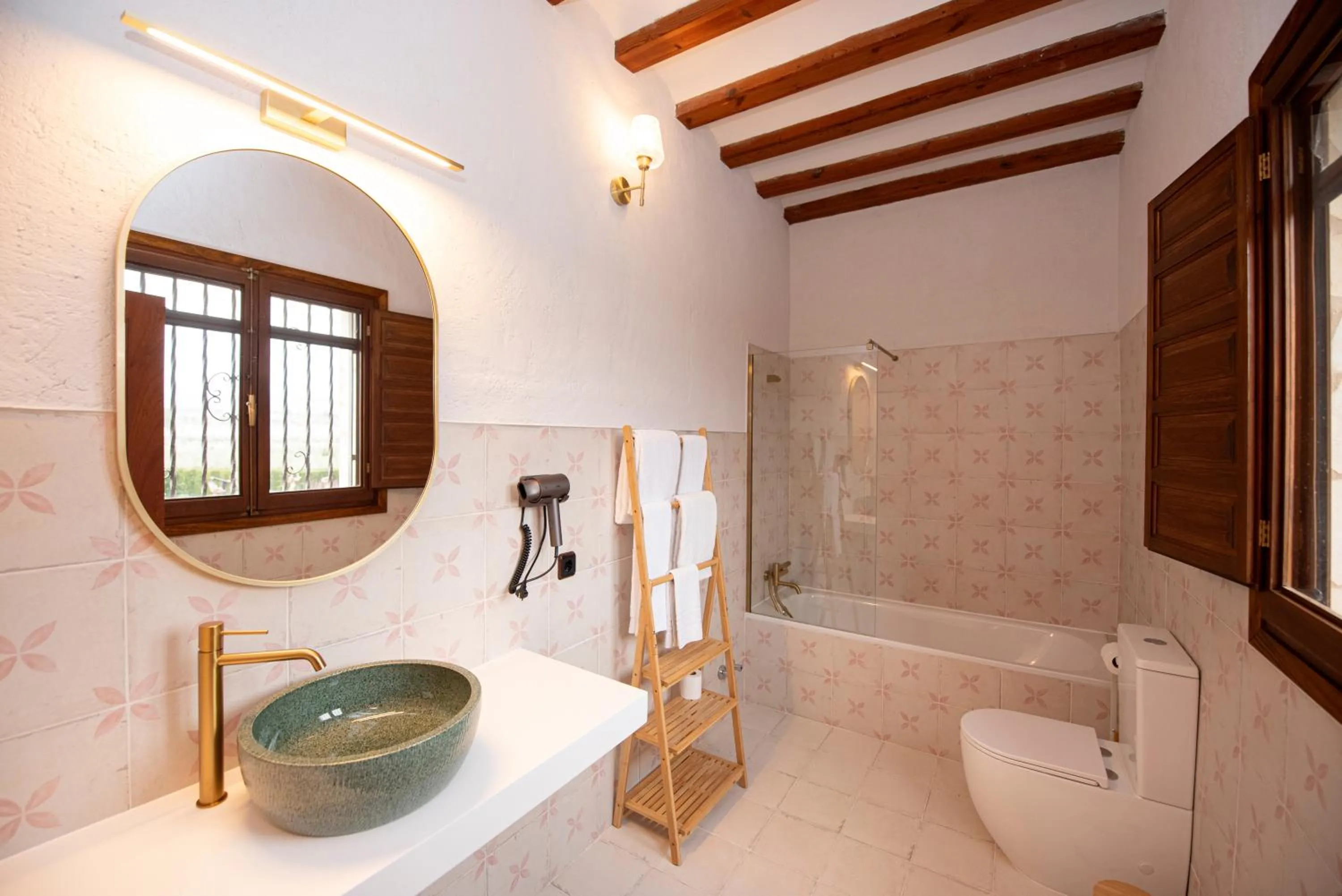 Bathroom in Hotel Caseta Nova