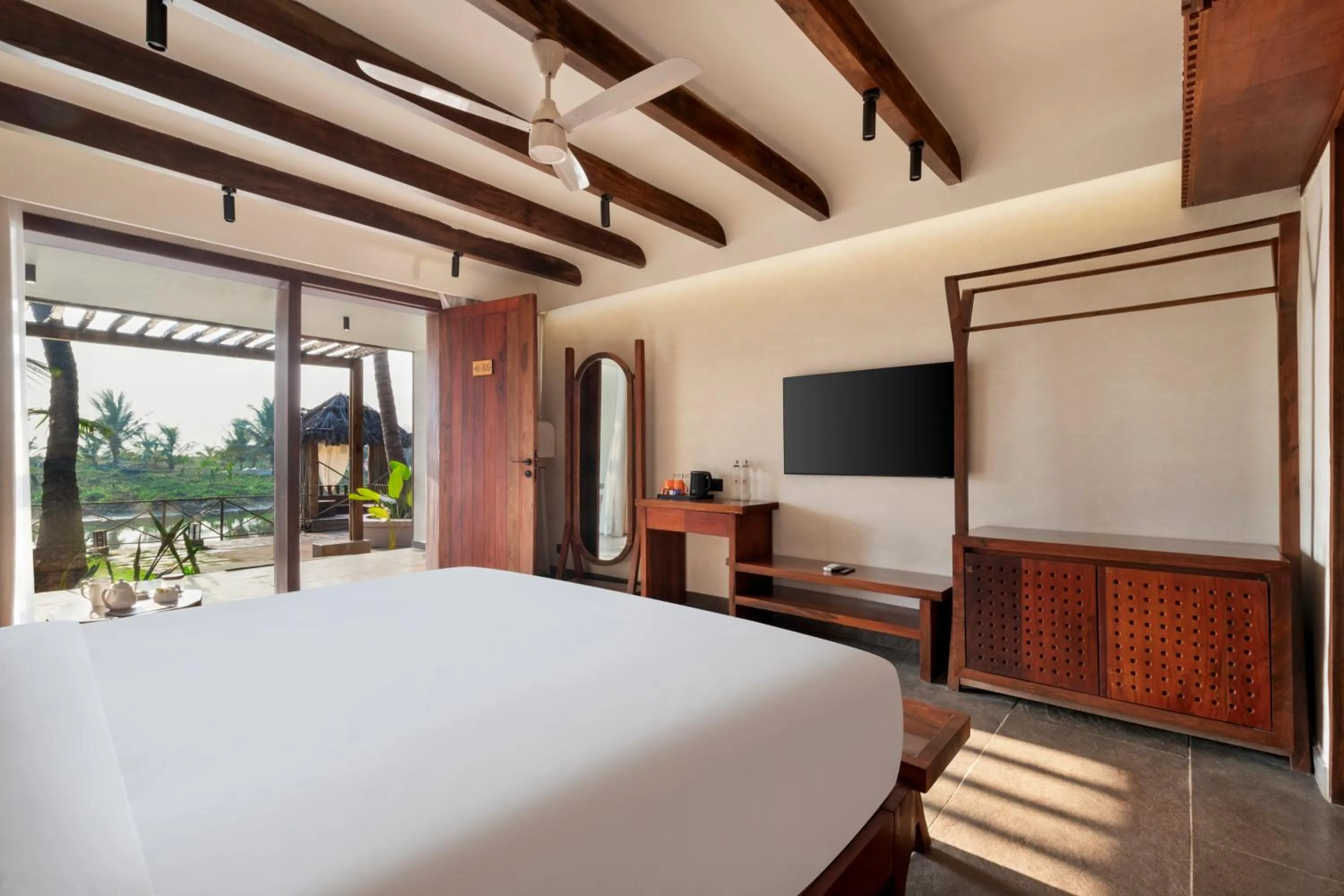 Bedroom, Bed in Riva Beach Resort