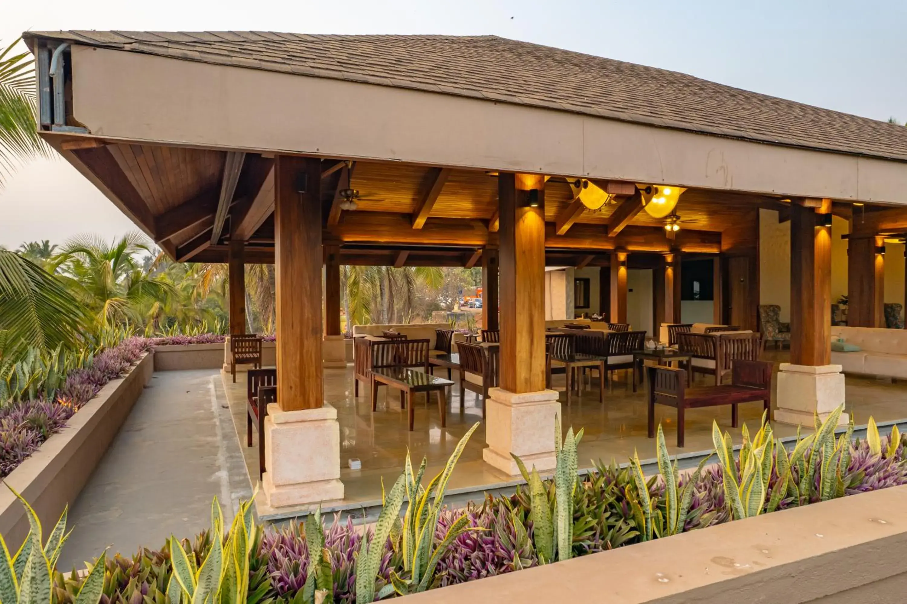 Restaurant/places to eat in Riva Beach Resort Restaurant/places to eat in Riva Beach Resort