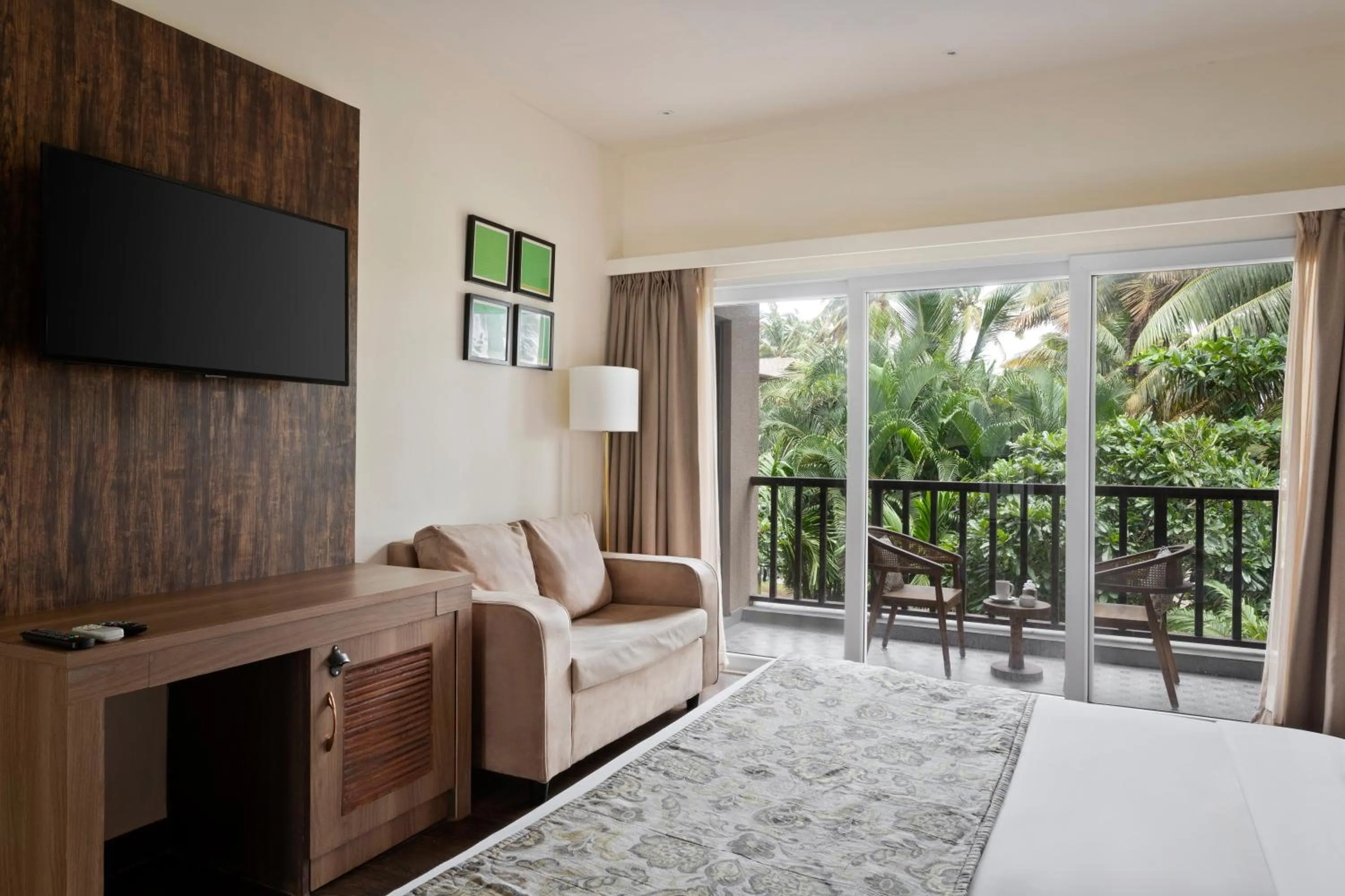 Bedroom, Bed in Riva Beach Resort