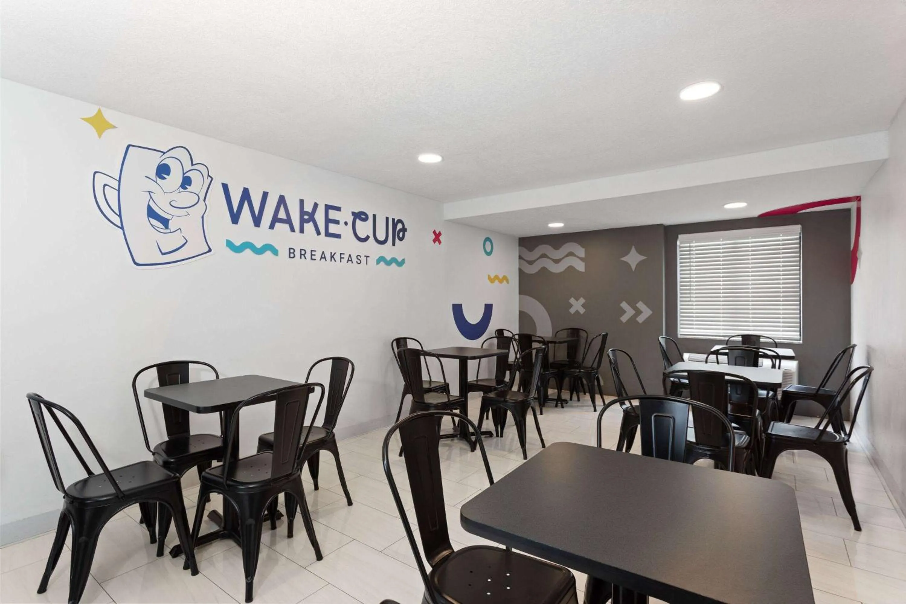 Property building in Howard Johnson by Wyndham Orlando Lake Buena Vista South