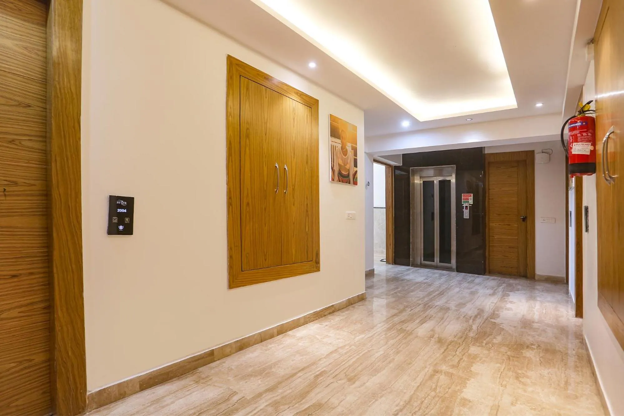 Lobby or reception in FabHotel Prime Star 17 - Nr Yashobhoomi Convention Centre