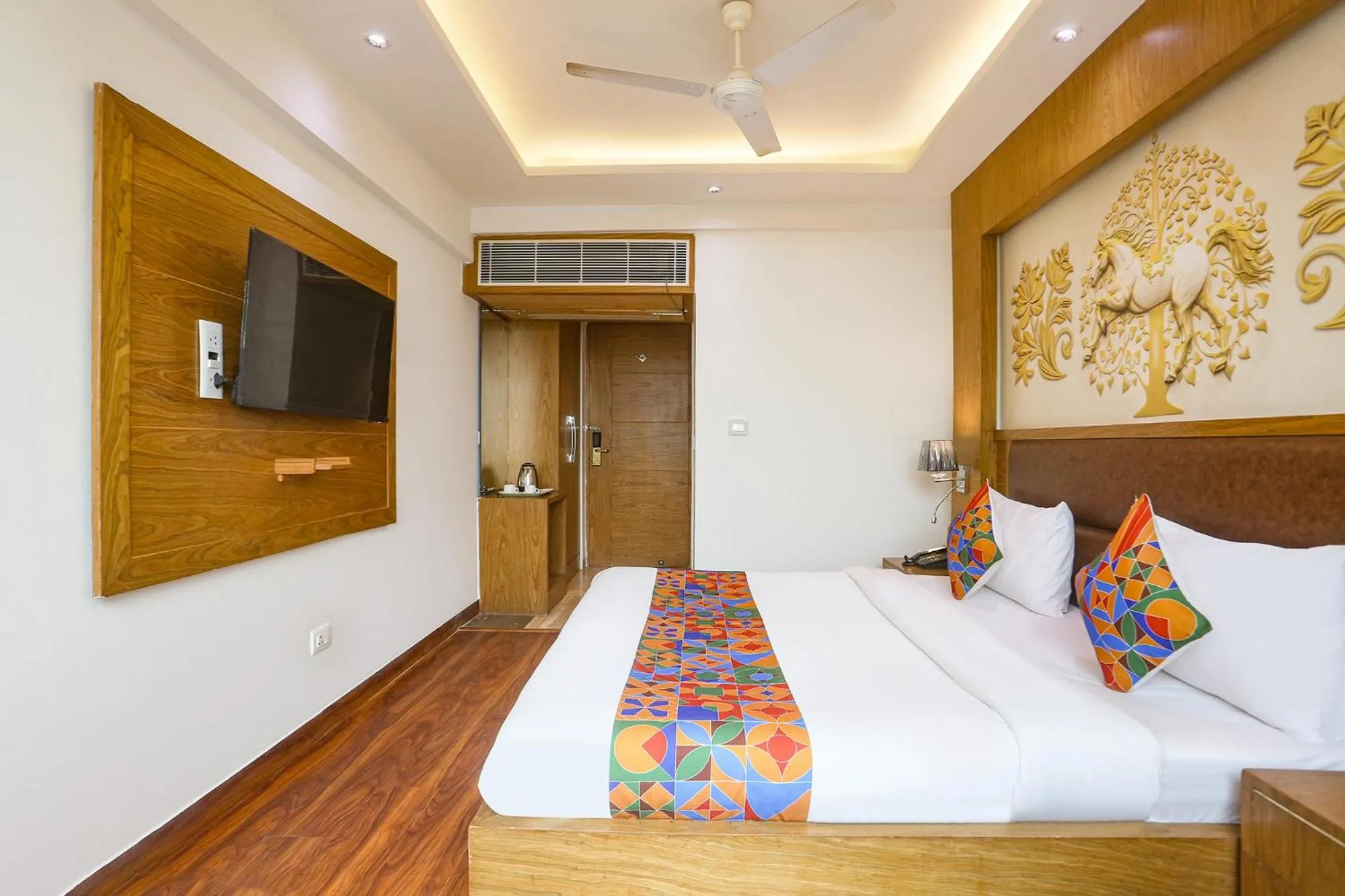 Bed in FabHotel Prime Star 17 - Nr Yashobhoomi Convention Centre